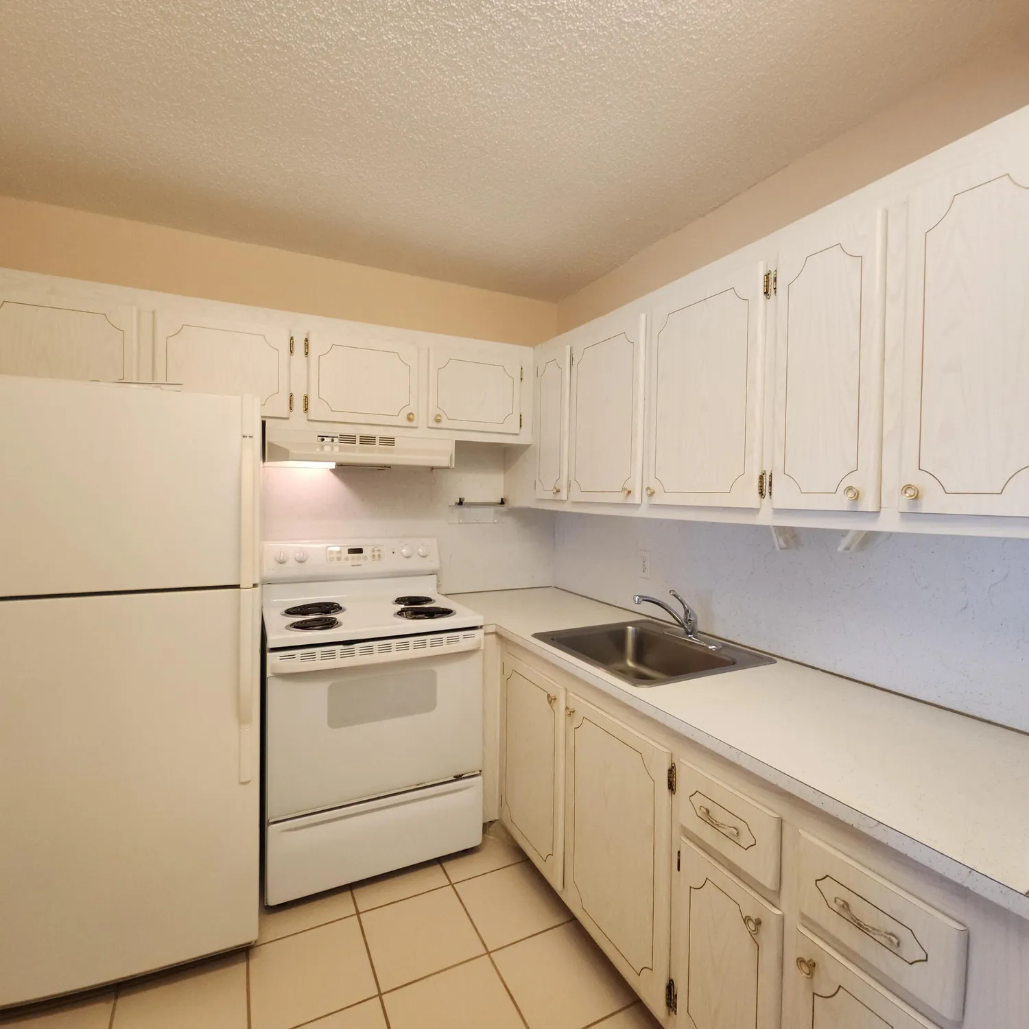 Property Slideshow image 5 of 41 | 164 sheffield g, West Palm Beach, FL, 33417