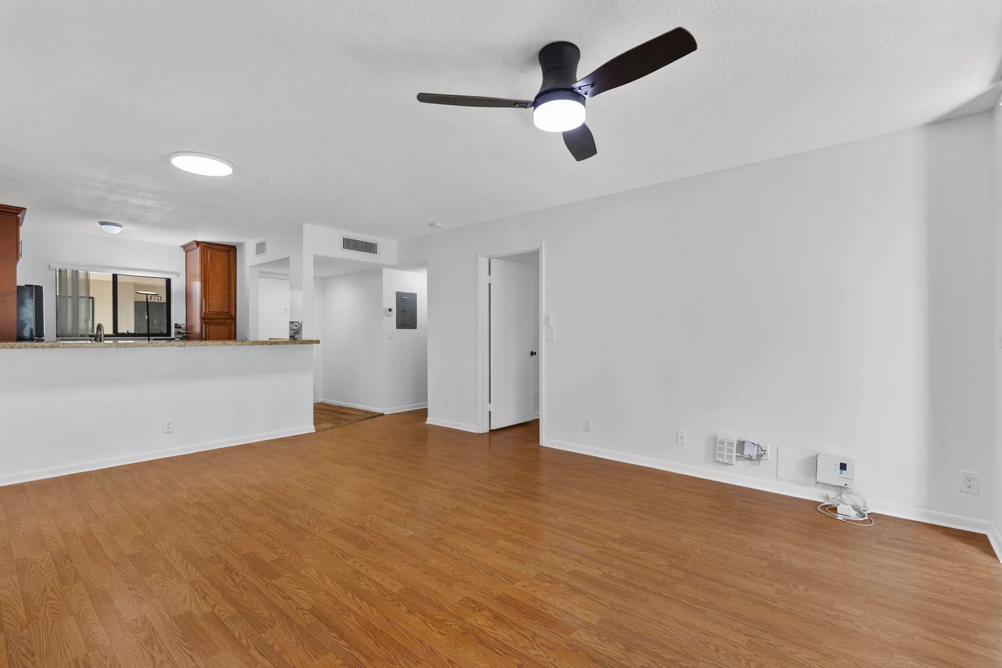 Property Slideshow image 10 of 47 | 5280 las verdes cir apt 216, Delray Beach, FL, 33484