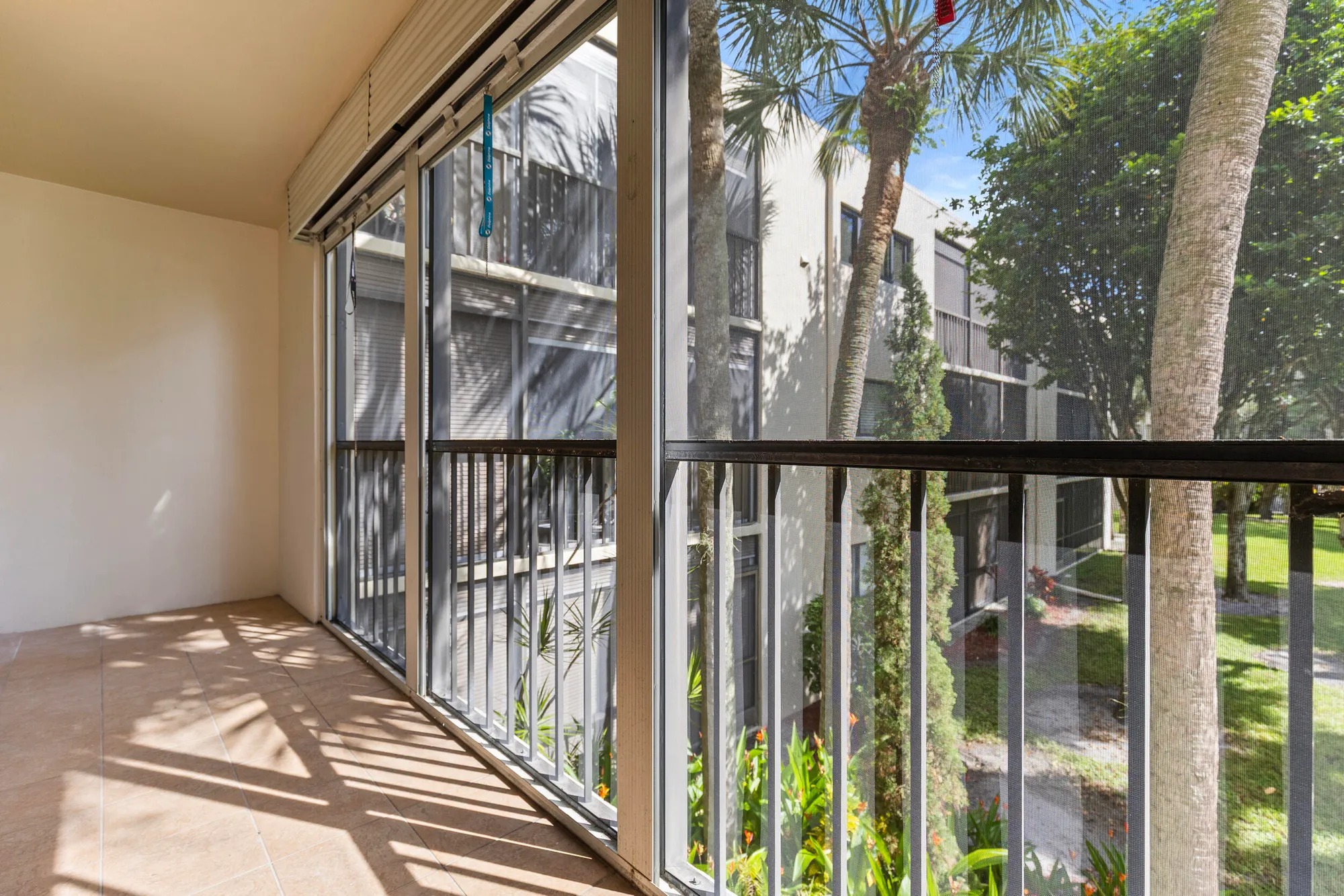 Property Slideshow image 34 of 47 | 5280 las verdes cir apt 216, Delray Beach, FL, 33484