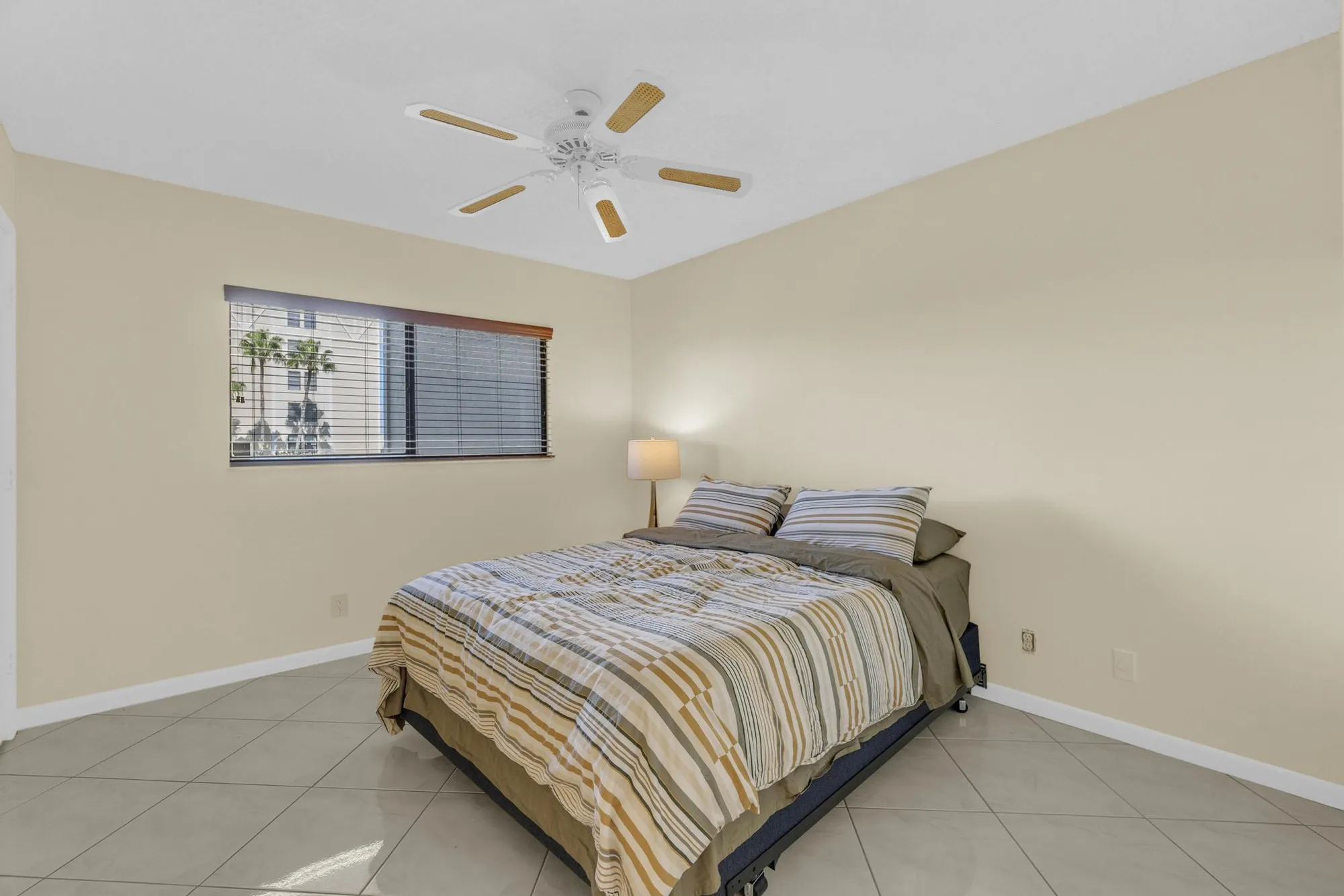 Property Slideshow image 28 of 79 | 7290 kinghurst dr apt 406, Delray Beach, FL, 33446