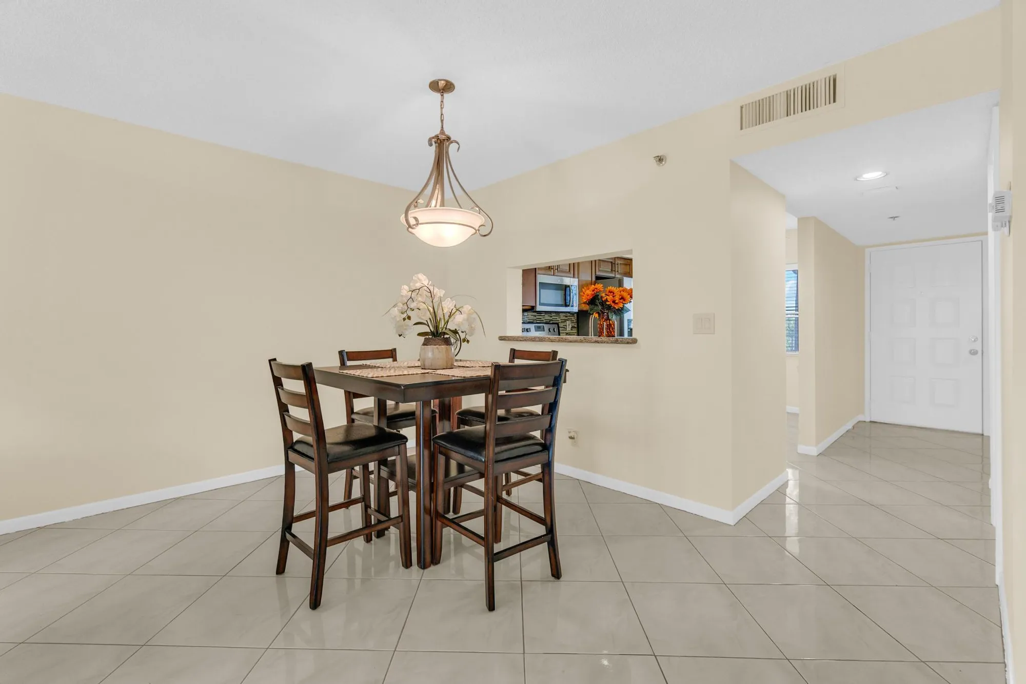 Property Slideshow image 16 of 79 | 7290 kinghurst dr apt 406, Delray Beach, FL, 33446