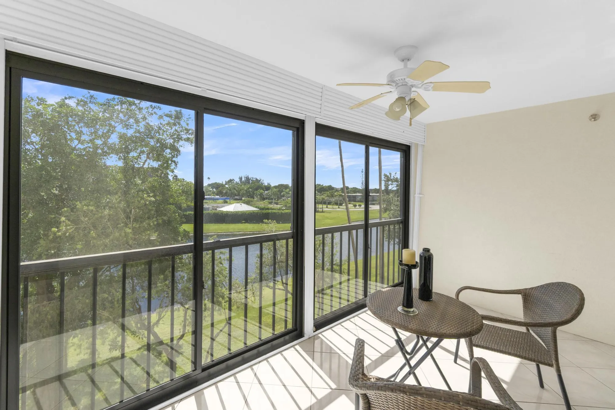 Property Slideshow image 36 of 79 | 7290 kinghurst dr apt 406, Delray Beach, FL, 33446