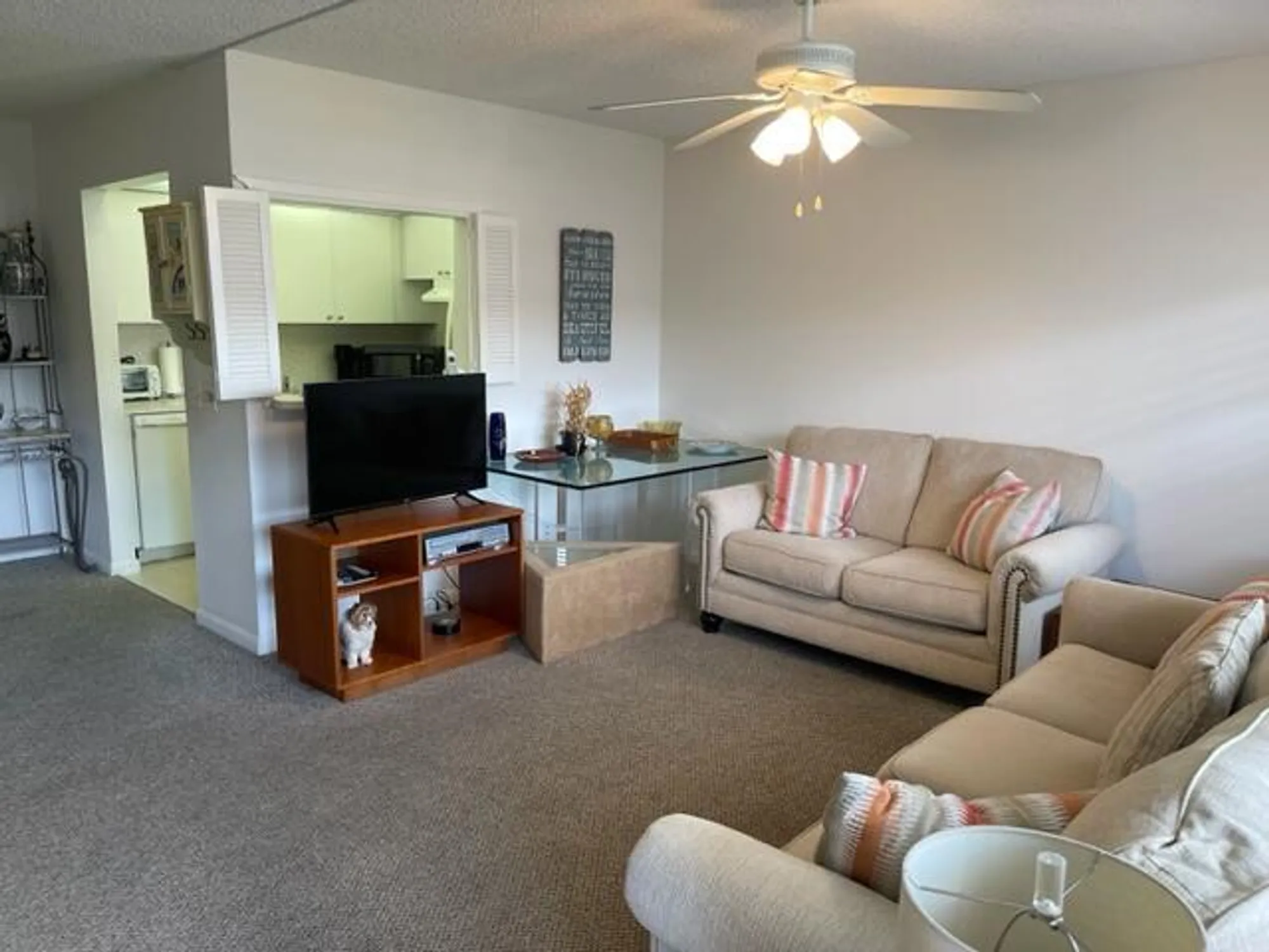 Property Slideshow image 5 of 20 | 152 suffolk d, Boca Raton, FL, 33434