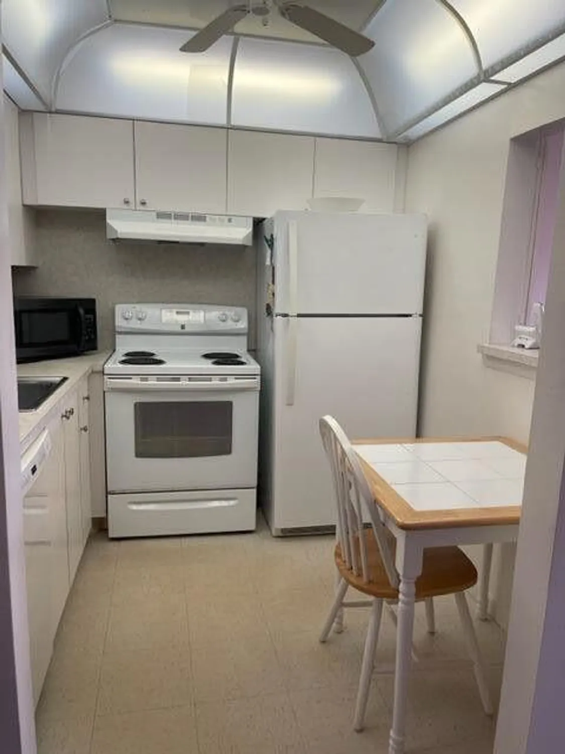 Property Slideshow image 3 of 20 | 152 suffolk d, Boca Raton, FL, 33434