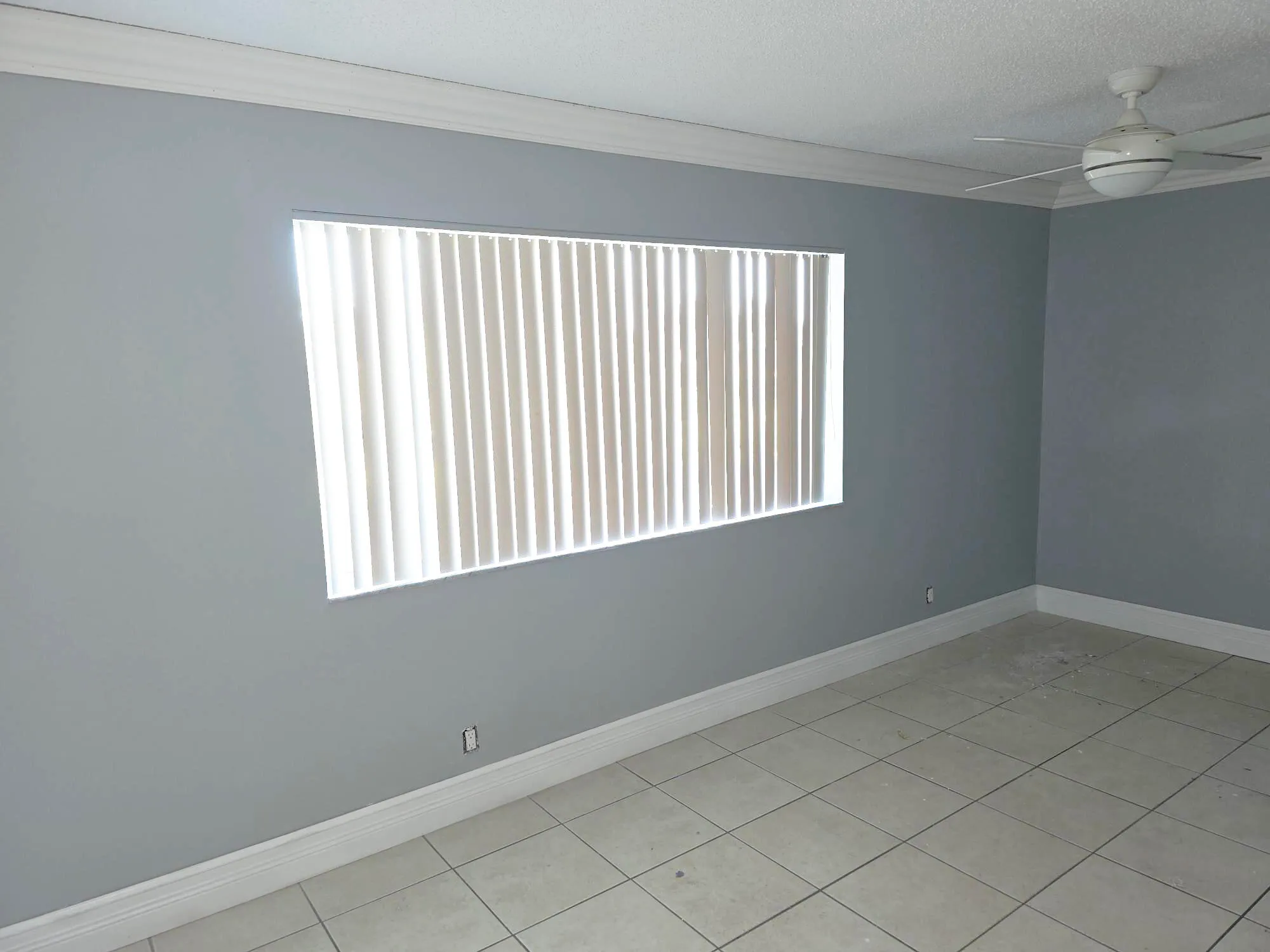 Property Slideshow image 11 of 28 | 3300 springdale blvd apt 318, Palm Springs, FL, 33461