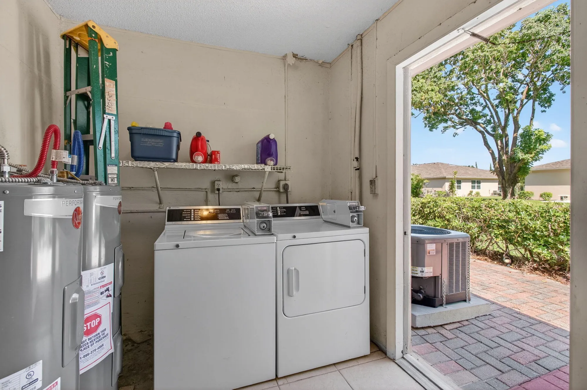 Property Slideshow image 37 of 53 | 1305 high point way d, Delray Beach, FL, 33445
