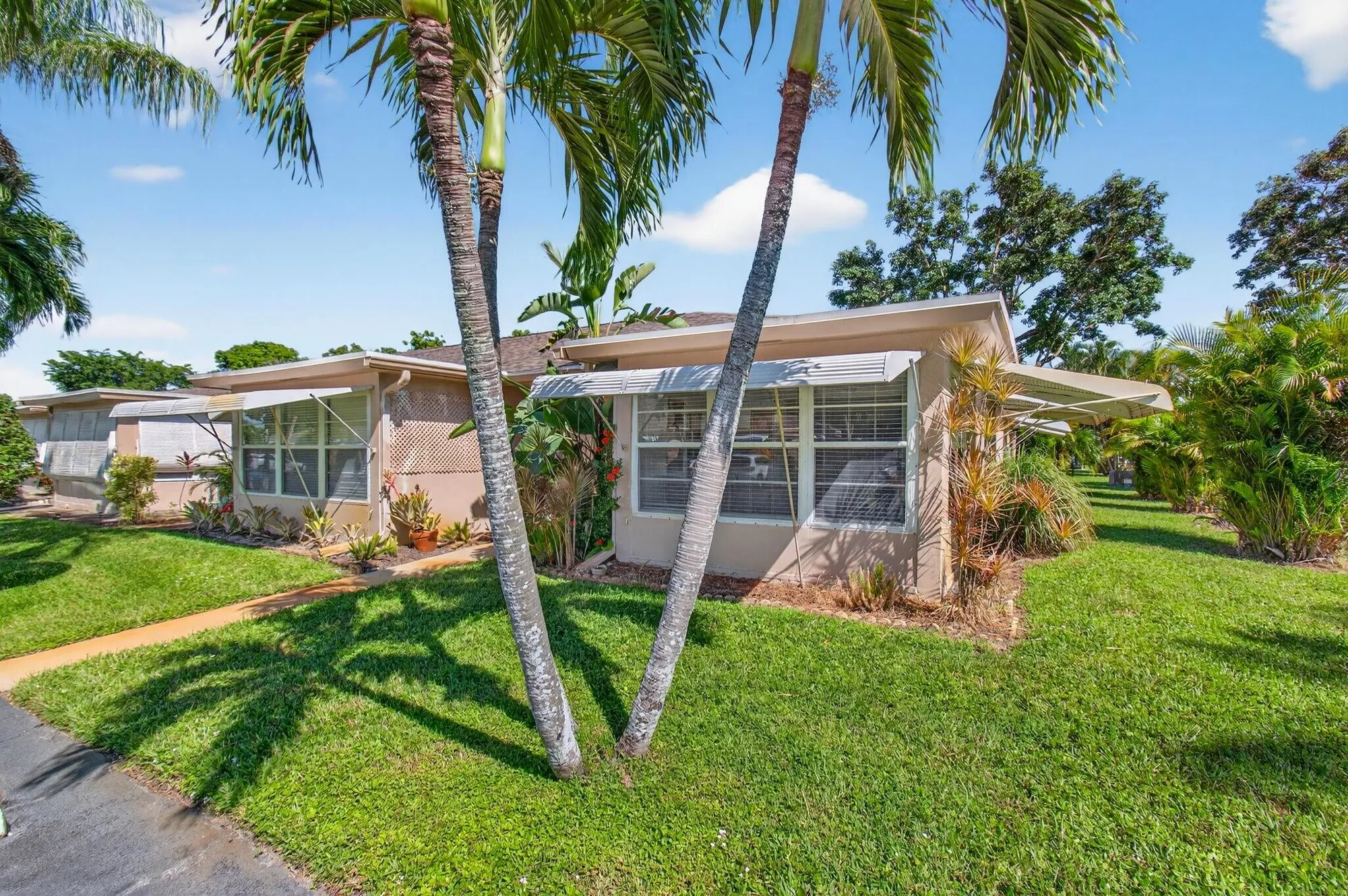 Property Slideshow image 2 of 53 | 1305 high point way d, Delray Beach, FL, 33445