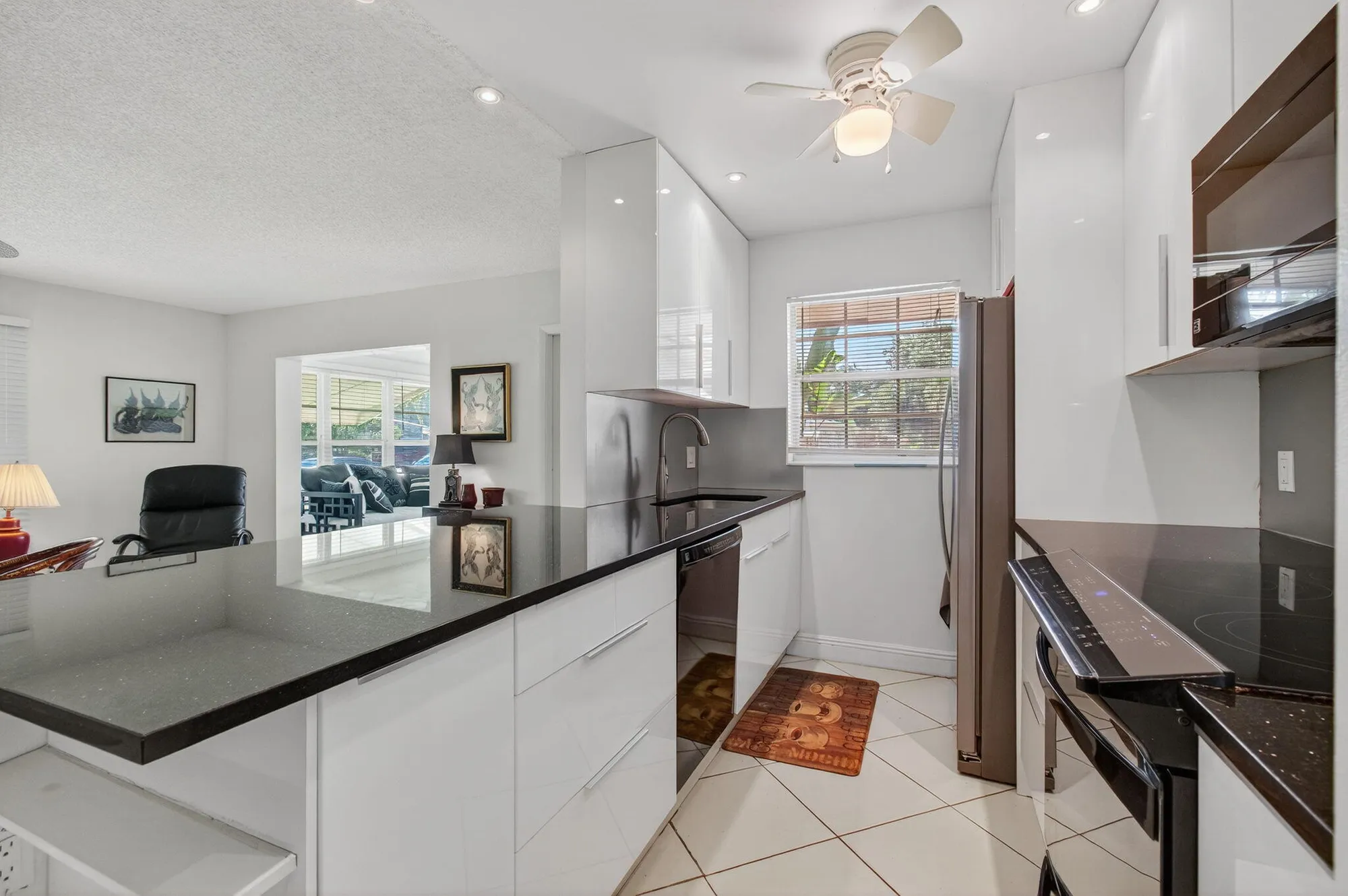 Property Slideshow image 16 of 53 | 1305 high point way d, Delray Beach, FL, 33445