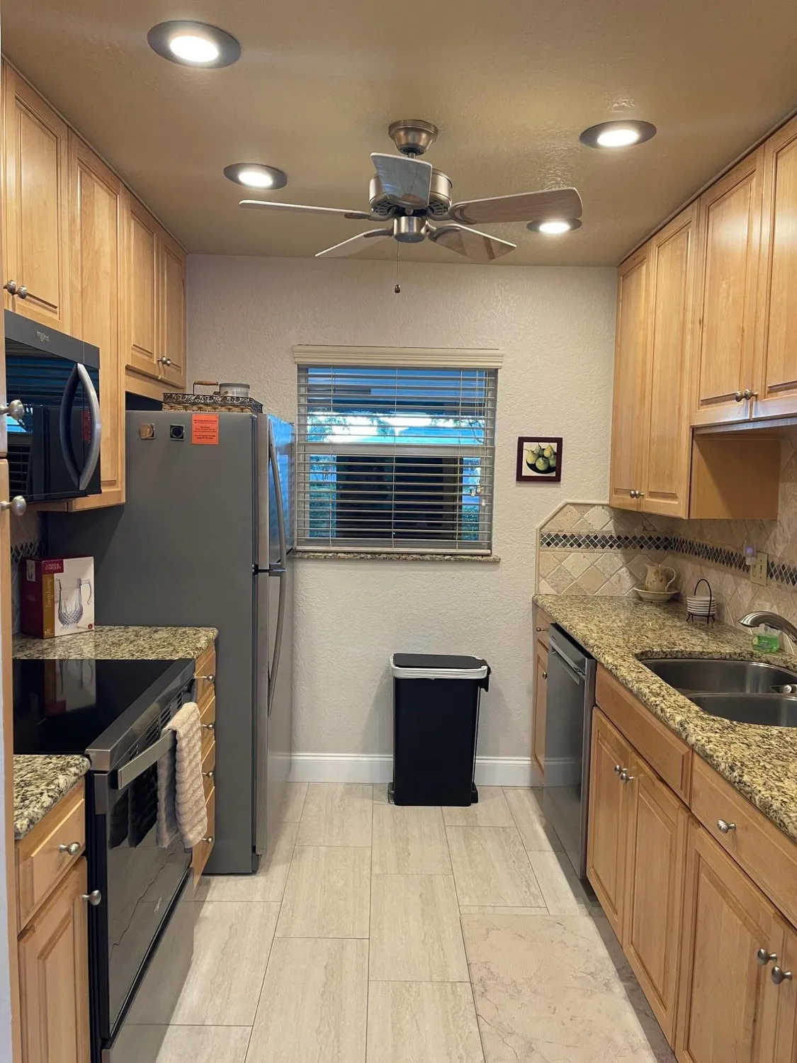 Property Slideshow image 8 of 44 | 100 leisure lake cir apt 109, Boynton Beach, FL, 33426