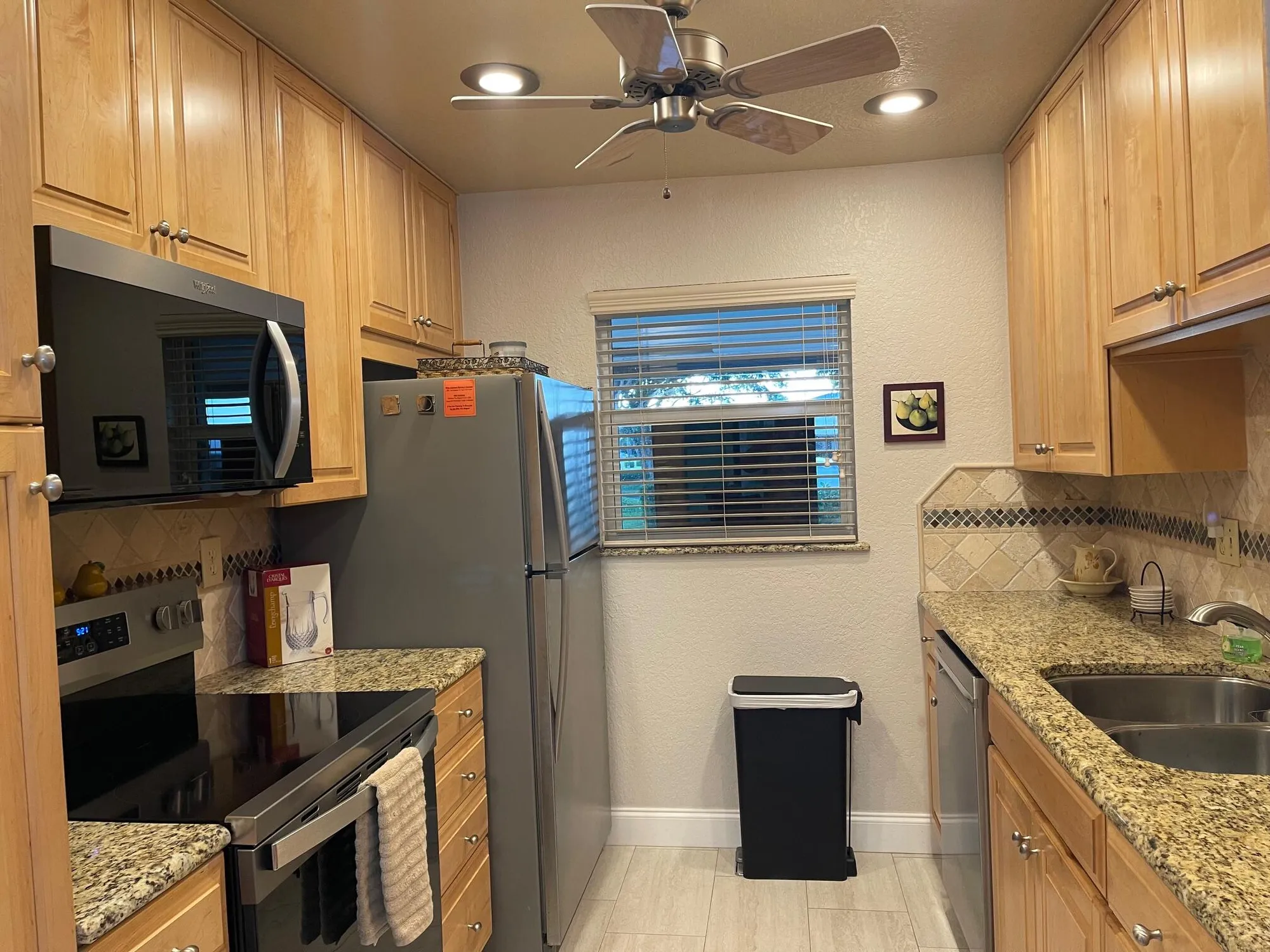 Property Slideshow image 6 of 44 | 100 leisure lake cir apt 109, Boynton Beach, FL, 33426