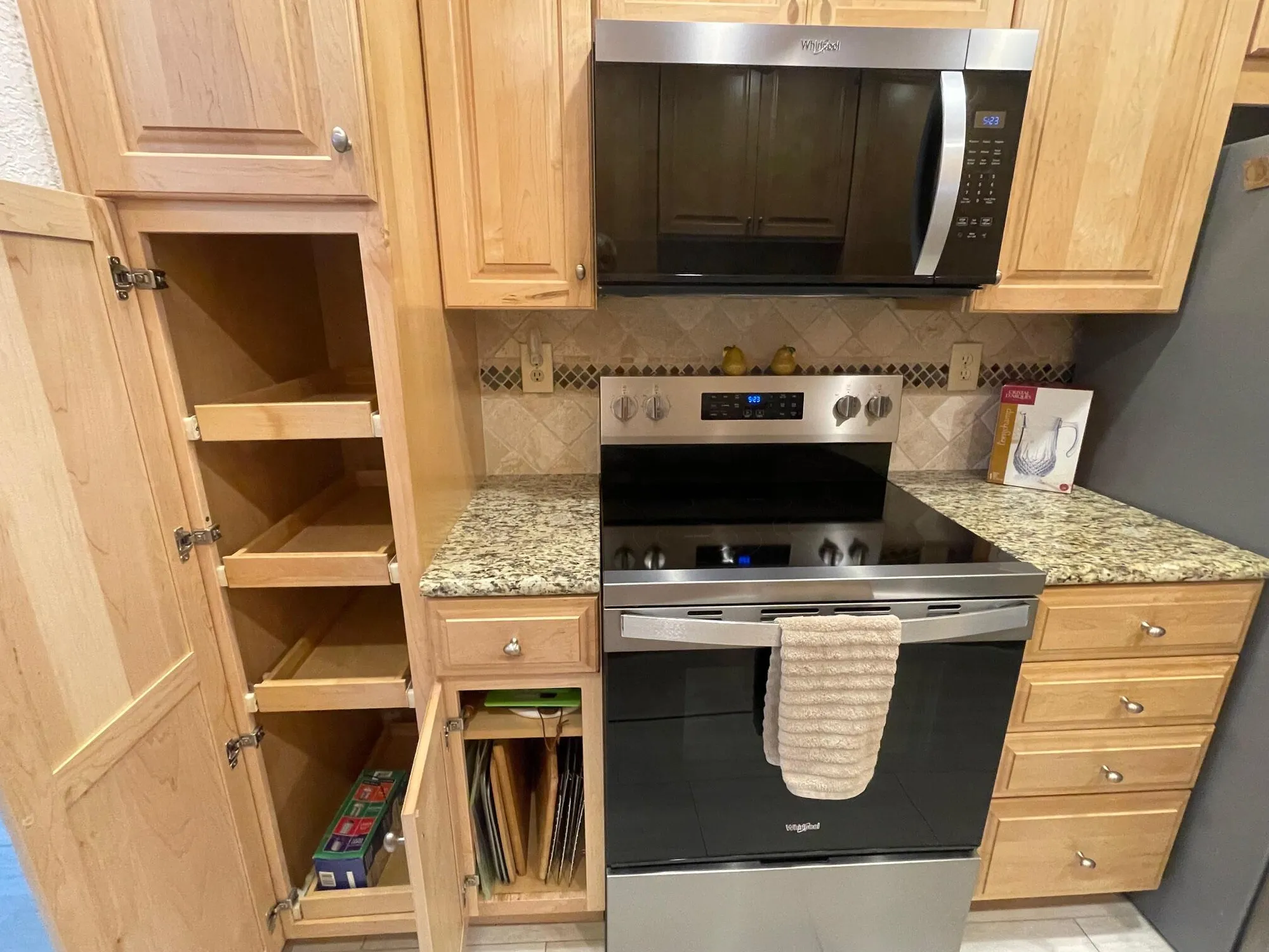 Property Slideshow image 5 of 44 | 100 leisure lake cir apt 109, Boynton Beach, FL, 33426