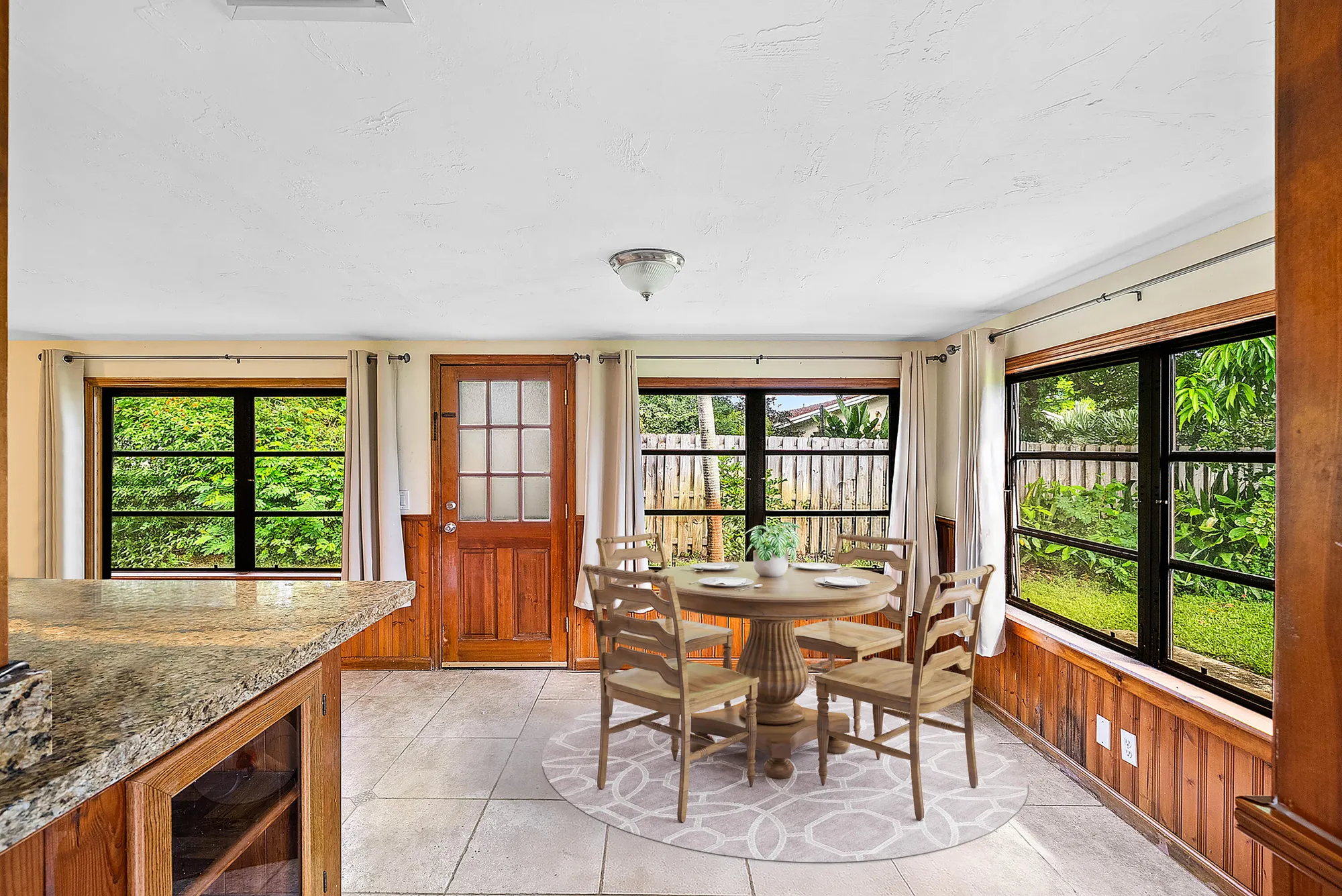 Property Slideshow image 11 of 24 | 301 nw 42nd st, Boca Raton, FL, 33431