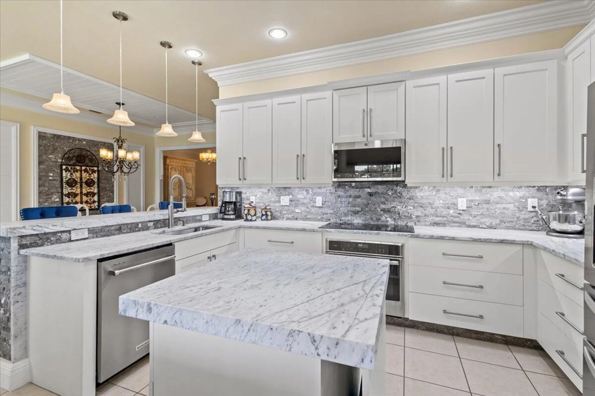 Property Slideshow image 5 of 68 | 10091 sw ambrose way, Port Saint Lucie, FL, 34986