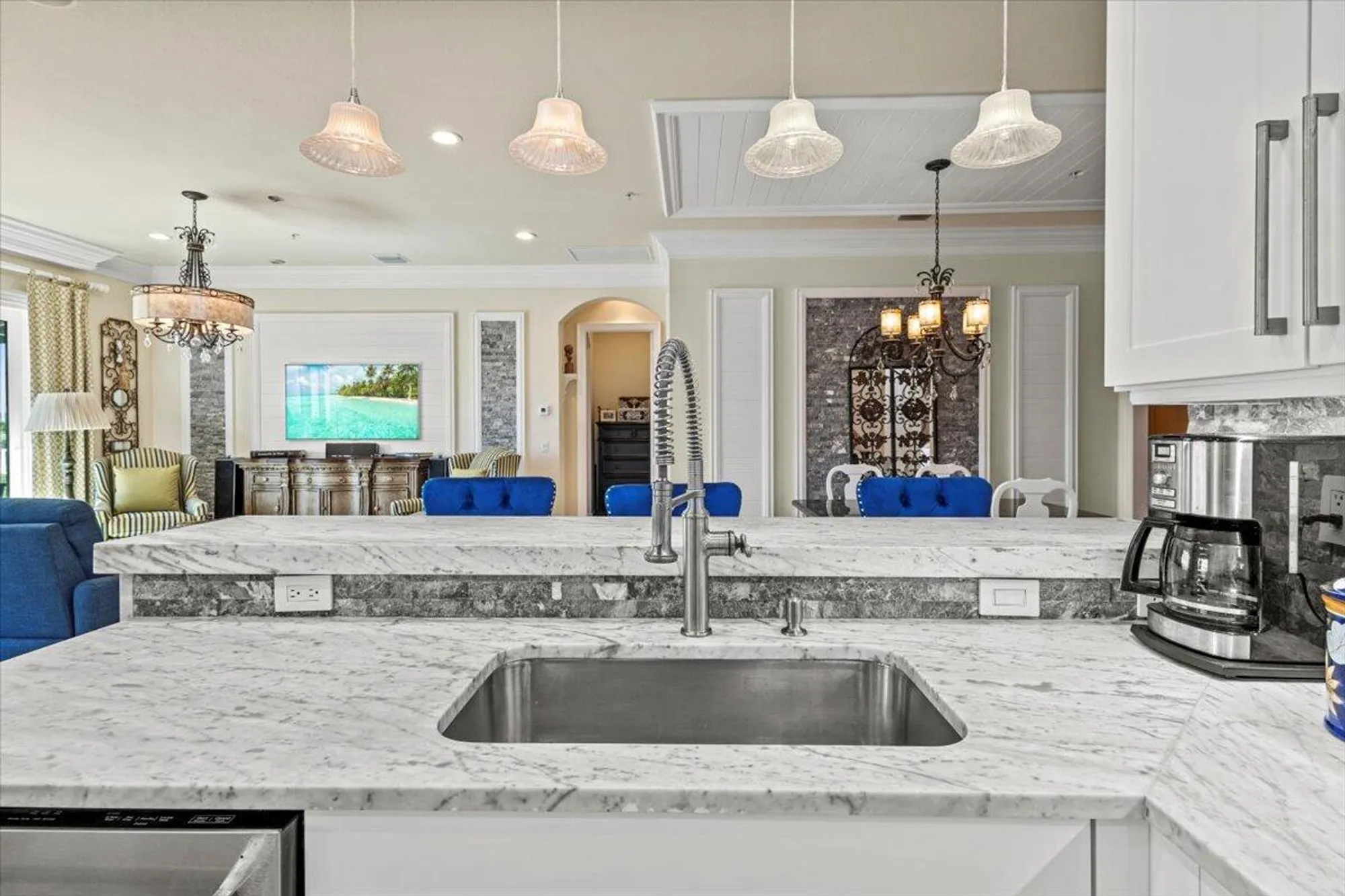 Property Slideshow image 10 of 68 | 10091 sw ambrose way, Port Saint Lucie, FL, 34986