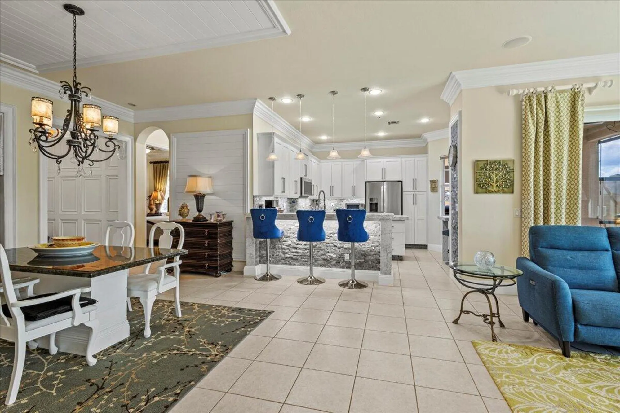 Property Slideshow image 13 of 68 | 10091 sw ambrose way, Port Saint Lucie, FL, 34986