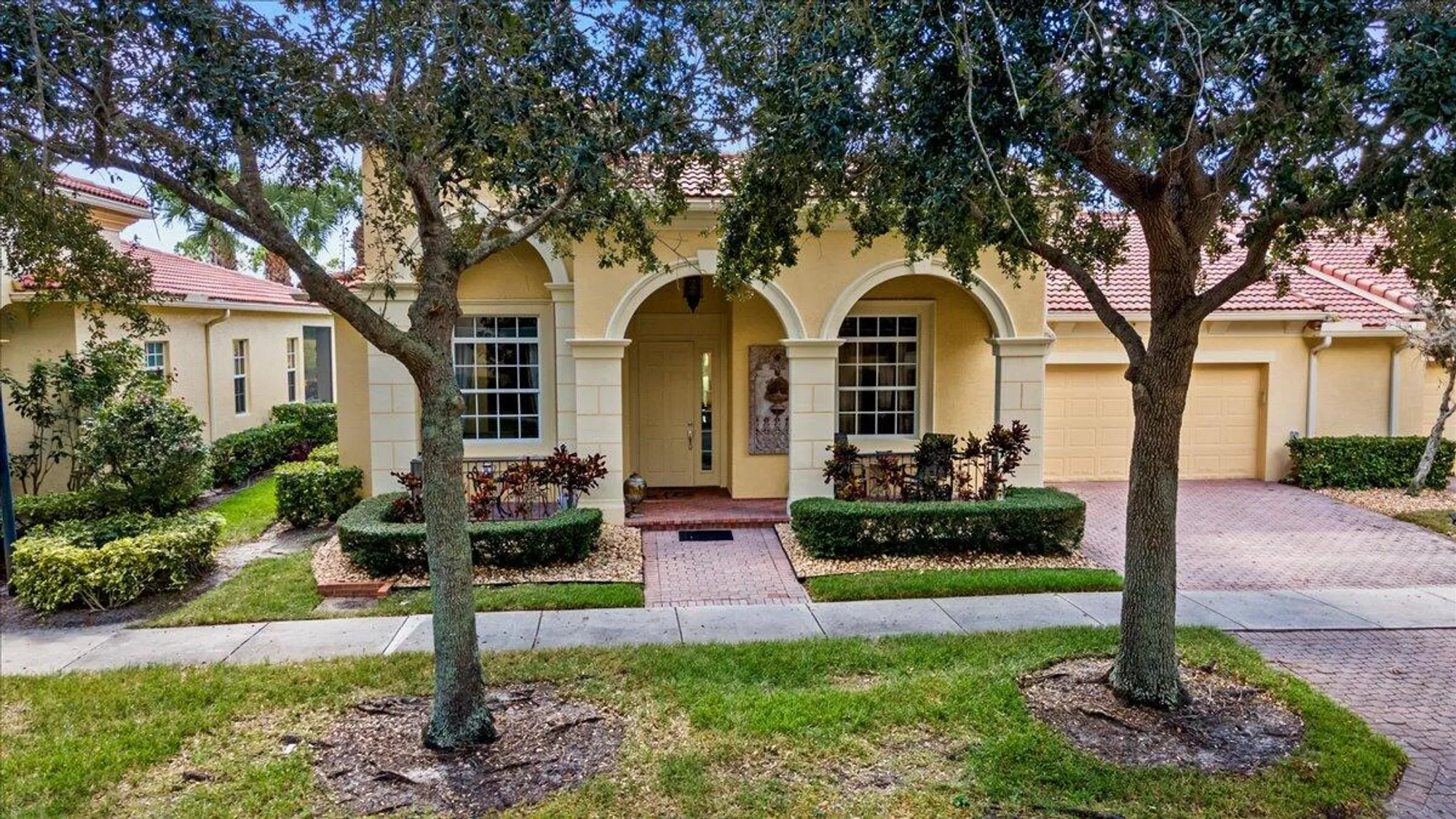 Property Slideshow image 3 of 68 | 10091 sw ambrose way, Port Saint Lucie, FL, 34986