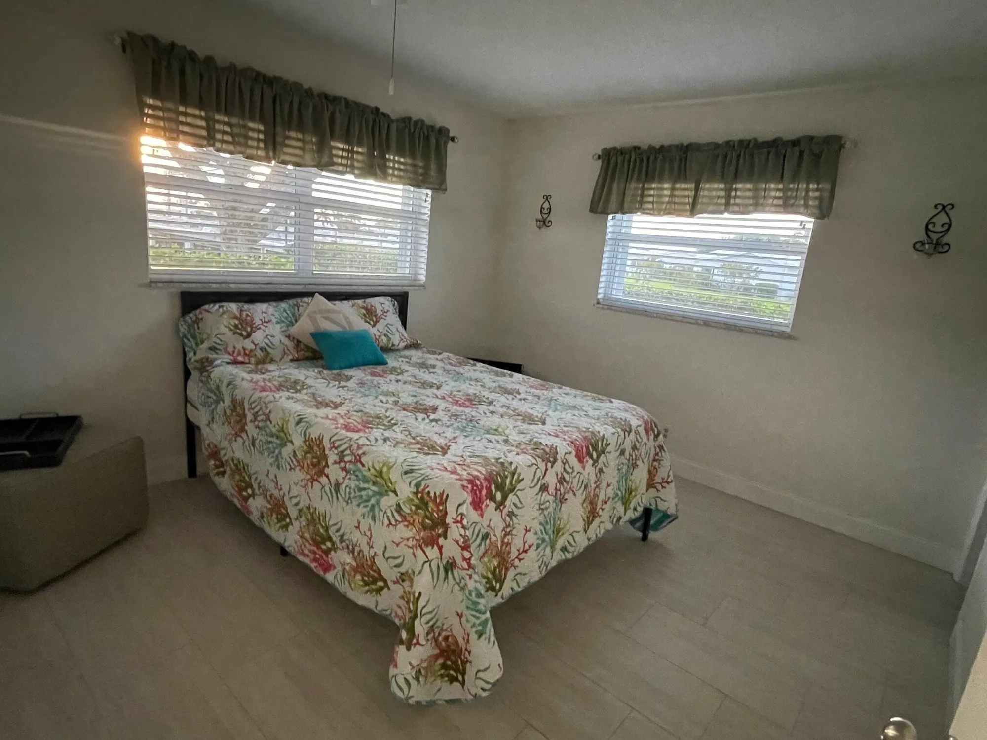 Property Slideshow image 20 of 44 | 100 leisure lake cir apt 109, Boynton Beach, FL, 33426