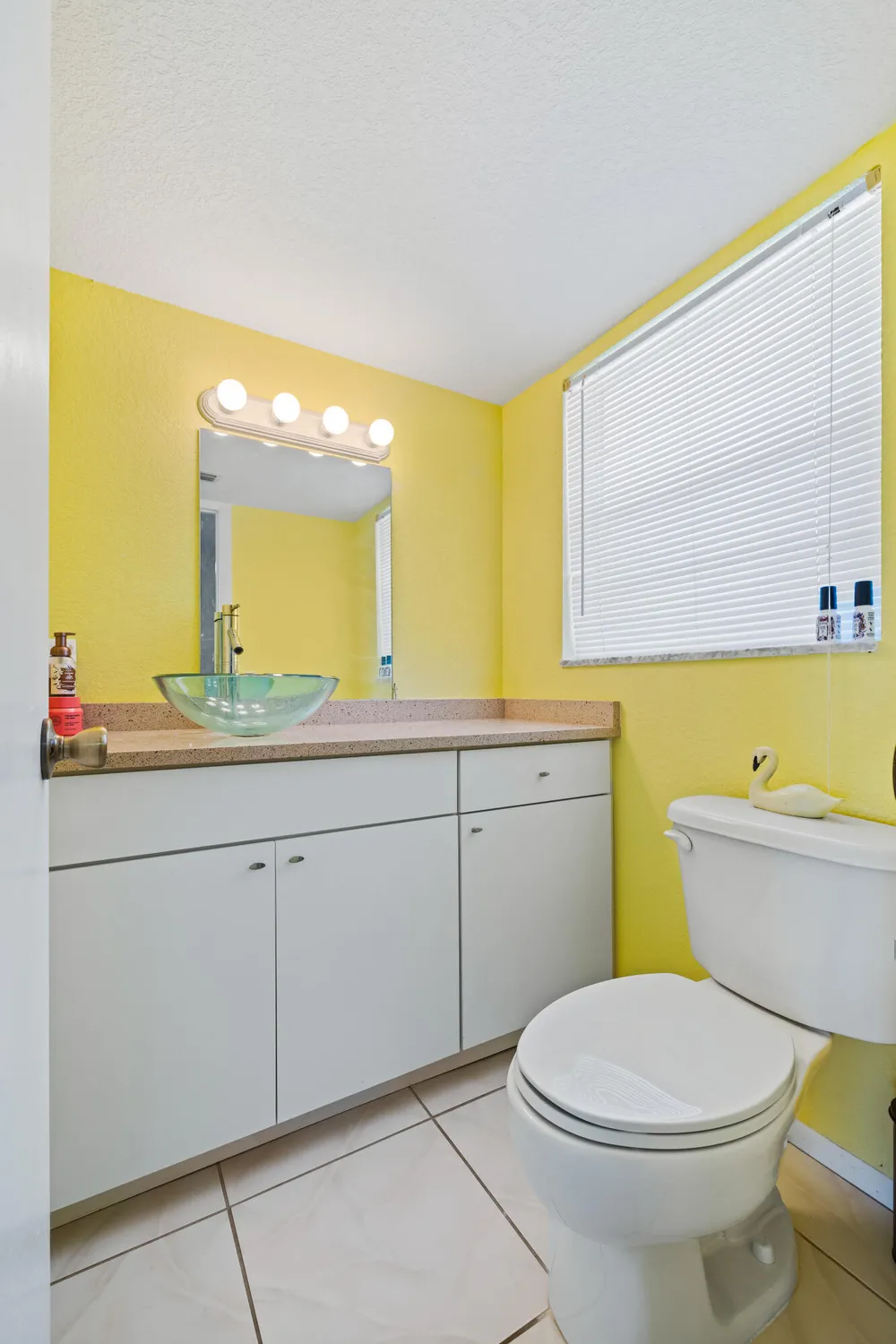 Property Slideshow image 8 of 23 | 12016 greenway cir s apt 203, Royal Palm Beach, FL, 33411
