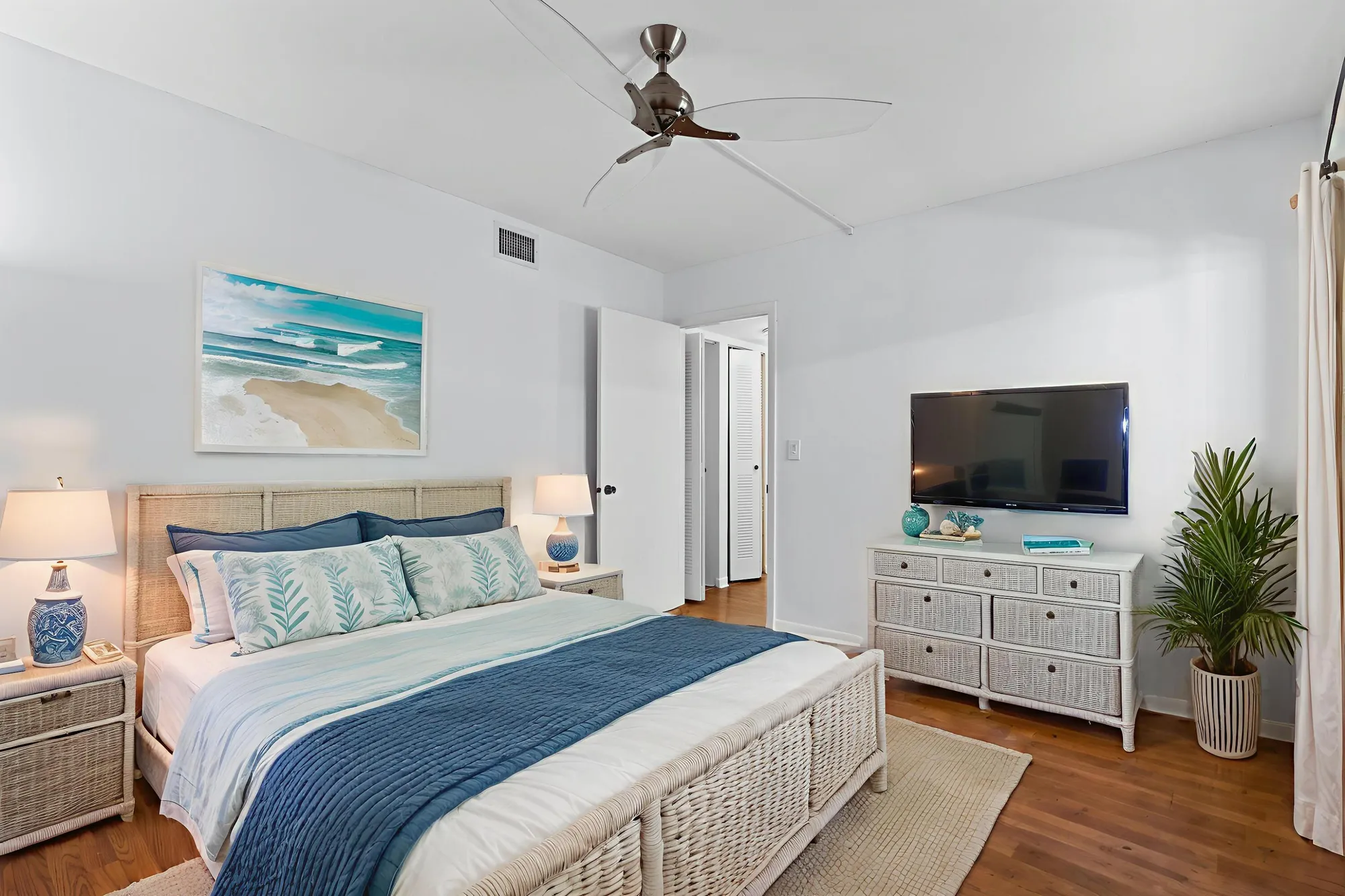Property Slideshow image 26 of 47 | 5280 las verdes cir apt 216, Delray Beach, FL, 33484
