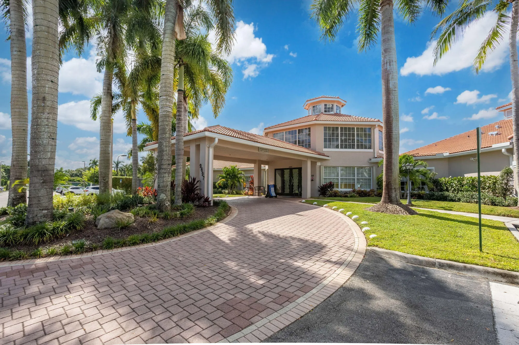 Property Slideshow image 6 of 38 | 7911 laina ln apt 4, Boynton Beach, FL, 33437