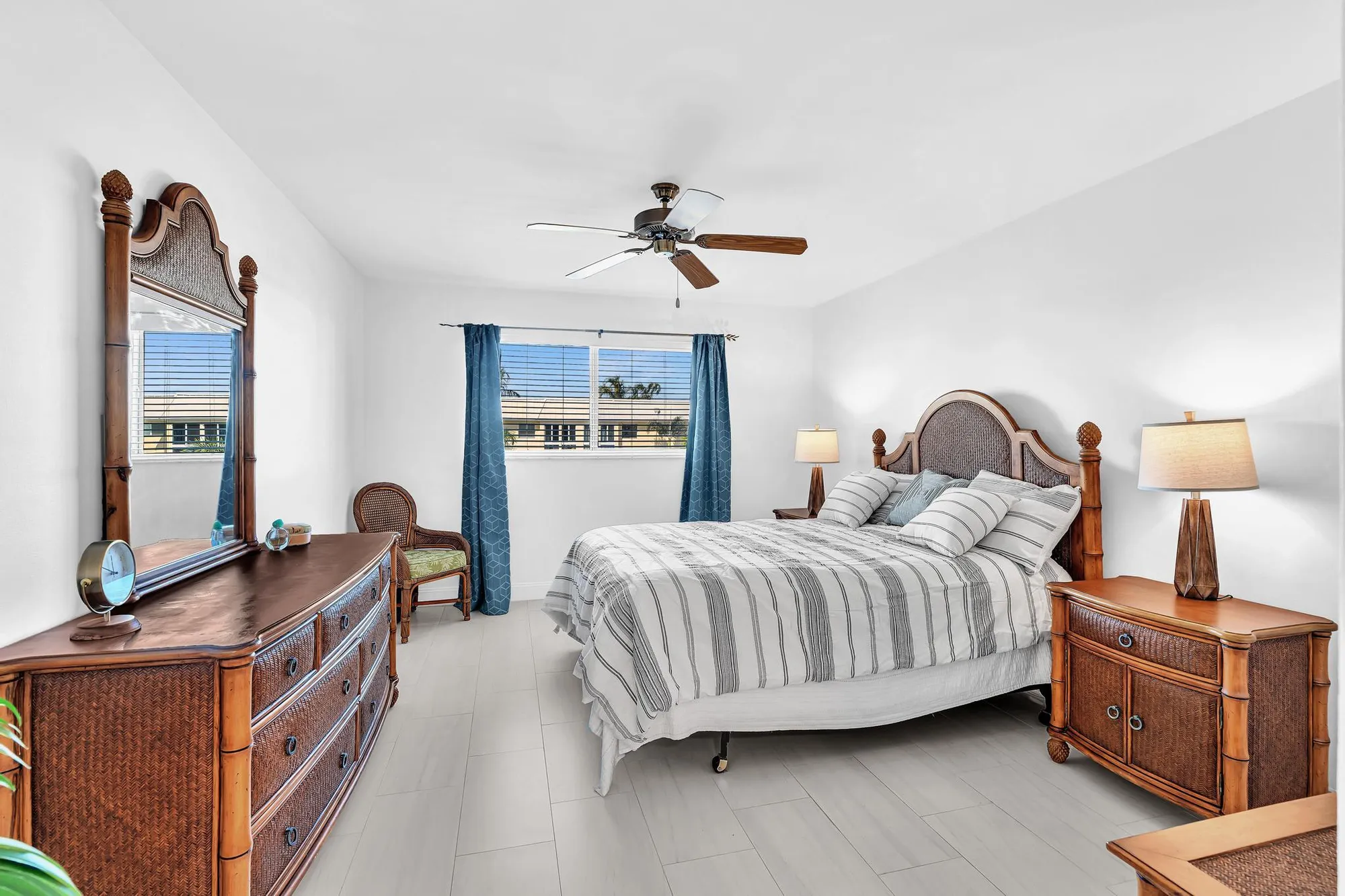 Property Slideshow image 17 of 73 | 3 colonial club dr 300, Boynton Beach, FL, 33435