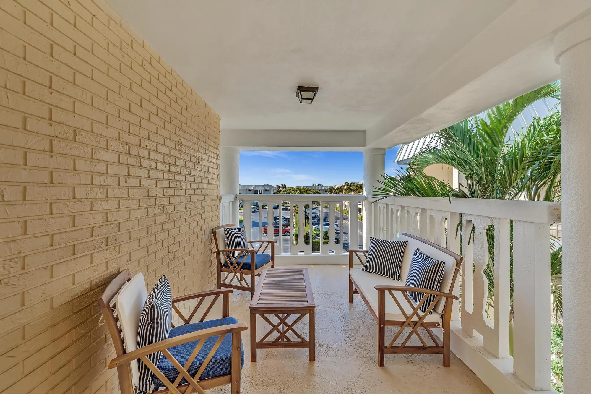 Property Slideshow image 16 of 73 | 3 colonial club dr 300, Boynton Beach, FL, 33435