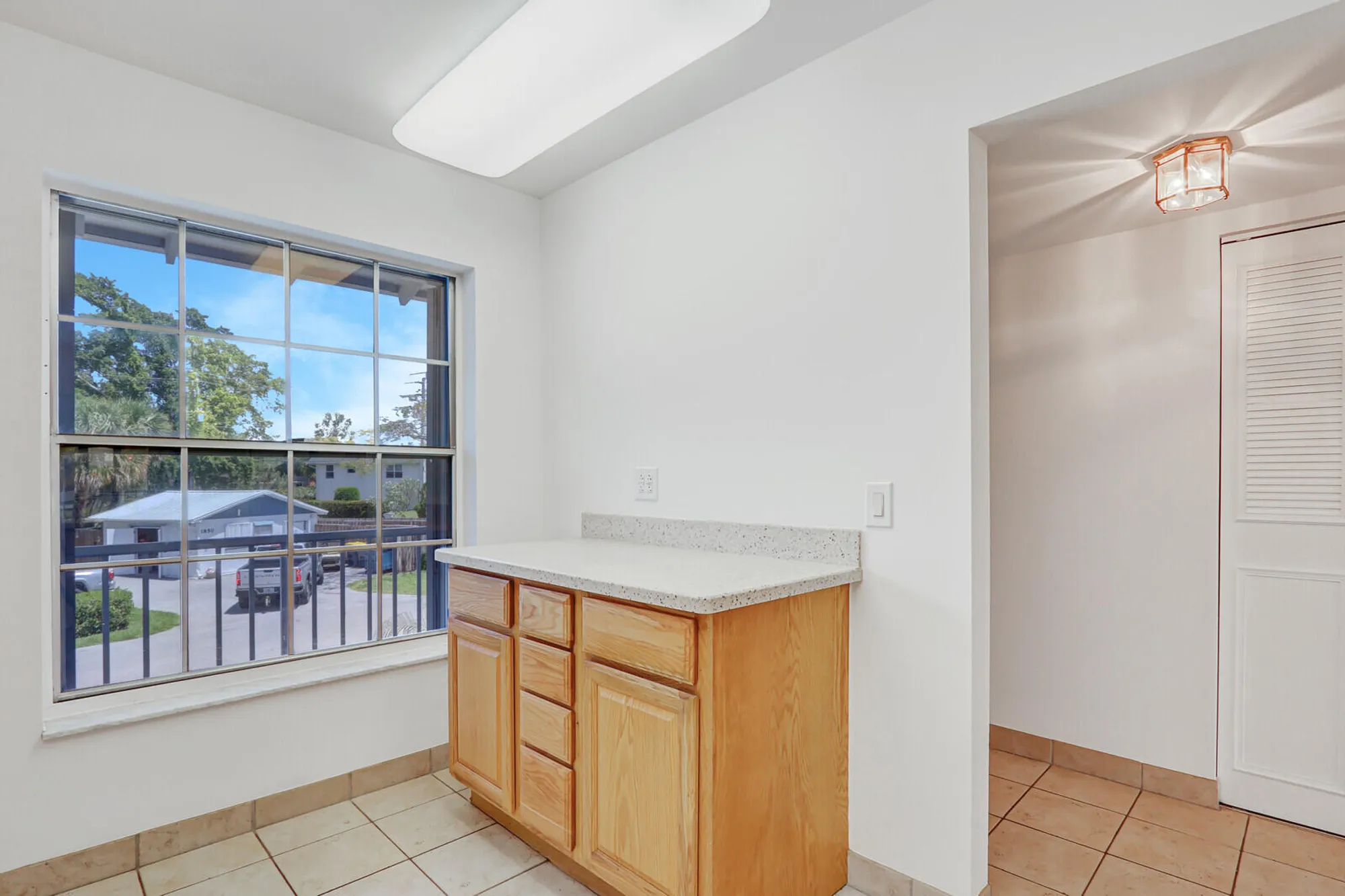 Property Slideshow image 18 of 32 | 1852 sw palm city rd 202, Stuart, FL, 34994