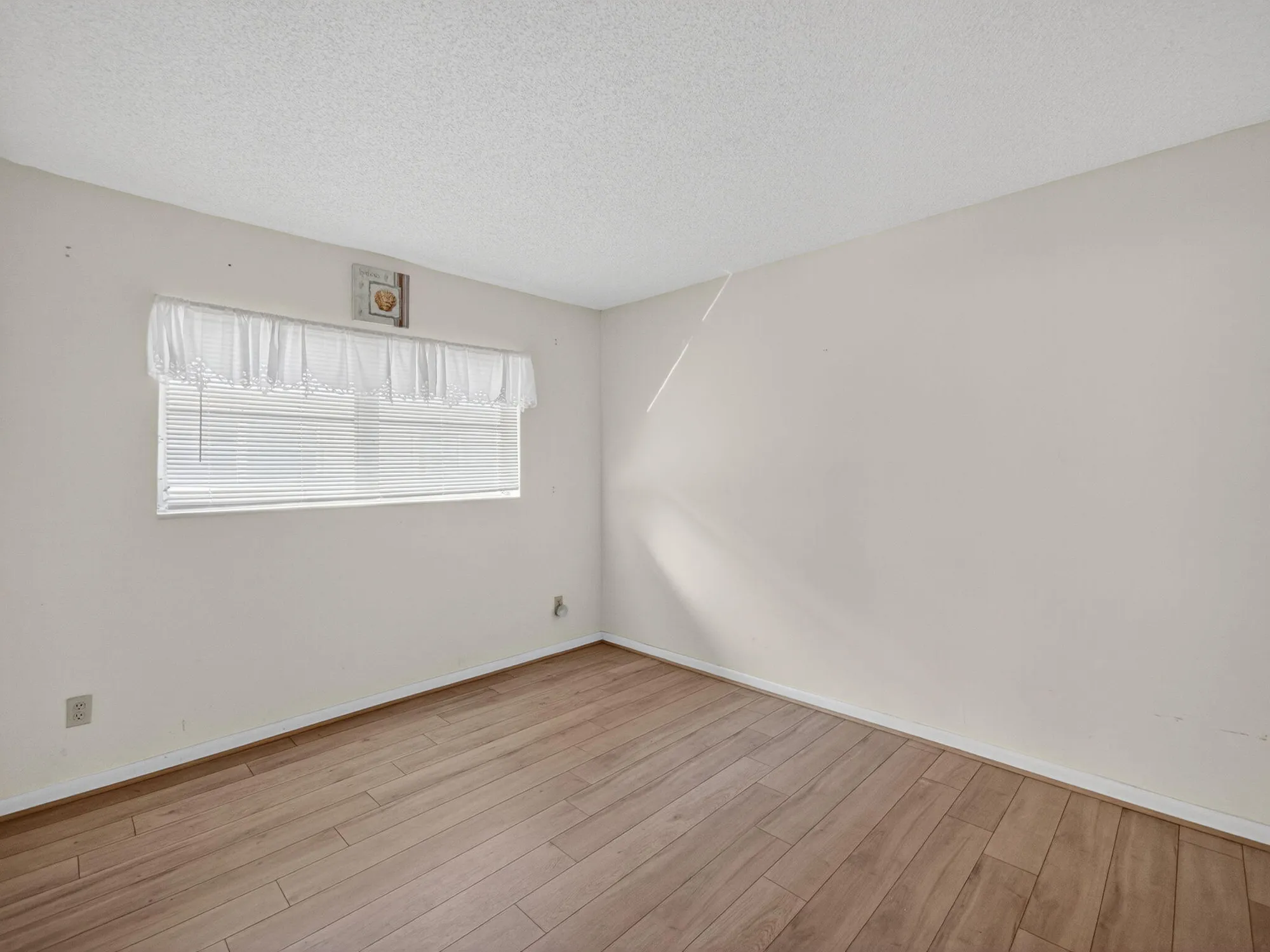 Property Slideshow image 11 of 23 | 18081 se country club dr # 17-170, Jupiter, FL, 33469
