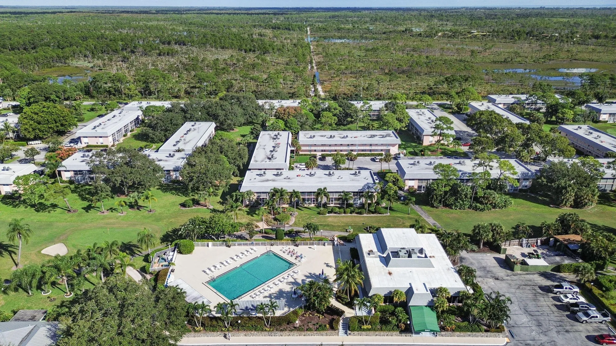 Property Slideshow image 14 of 23 | 18081 se country club dr # 17-170, Jupiter, FL, 33469