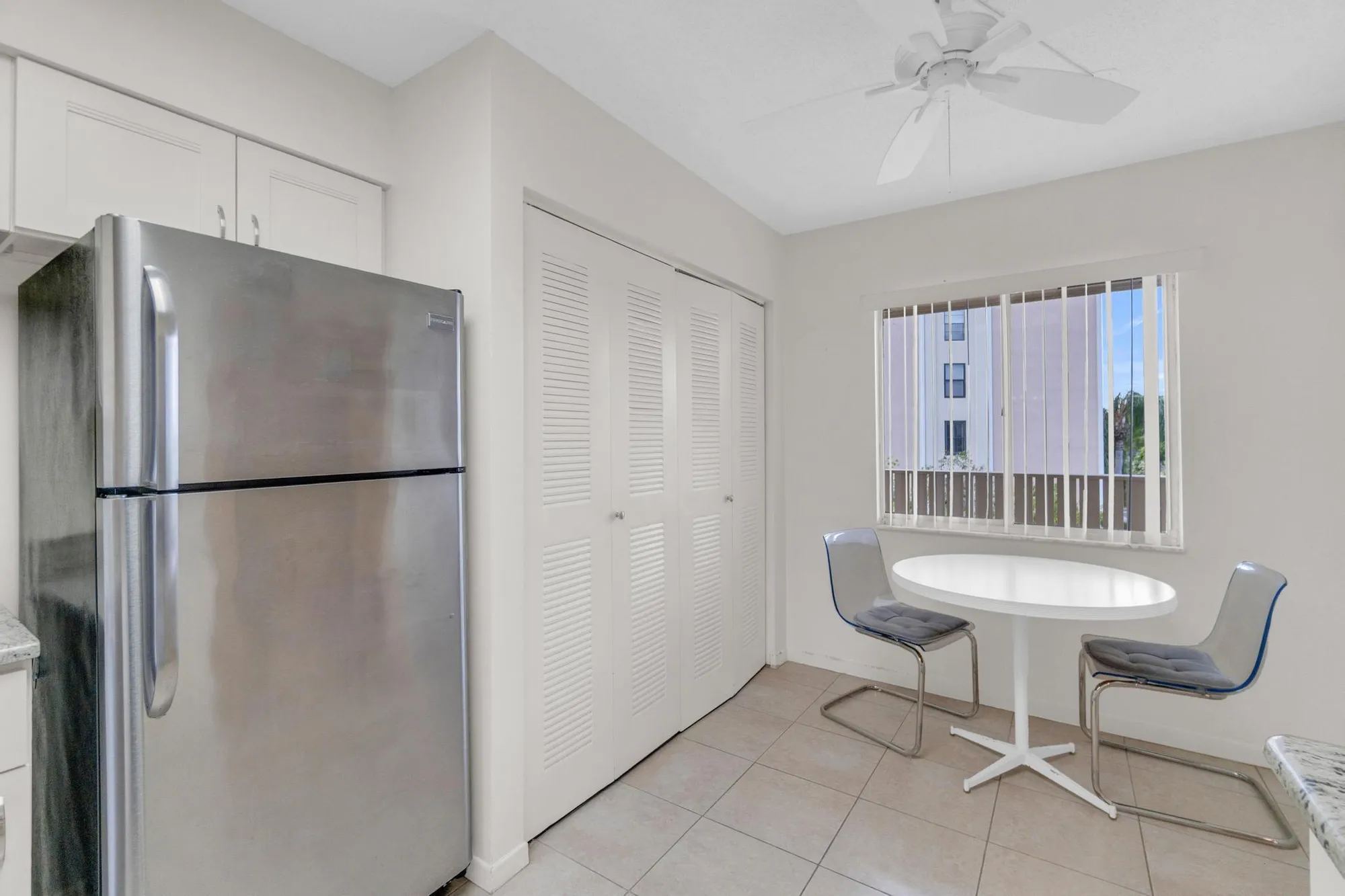 Property Slideshow image 8 of 74 | 7192 huntington ln apt 407, Delray Beach, FL, 33446