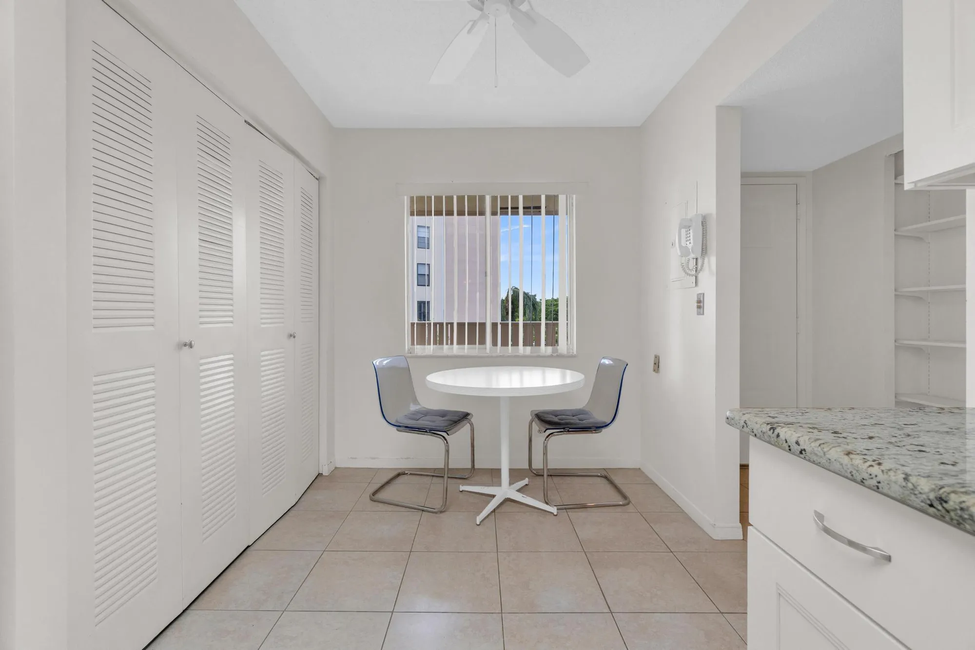 Property Slideshow image 7 of 74 | 7192 huntington ln apt 407, Delray Beach, FL, 33446