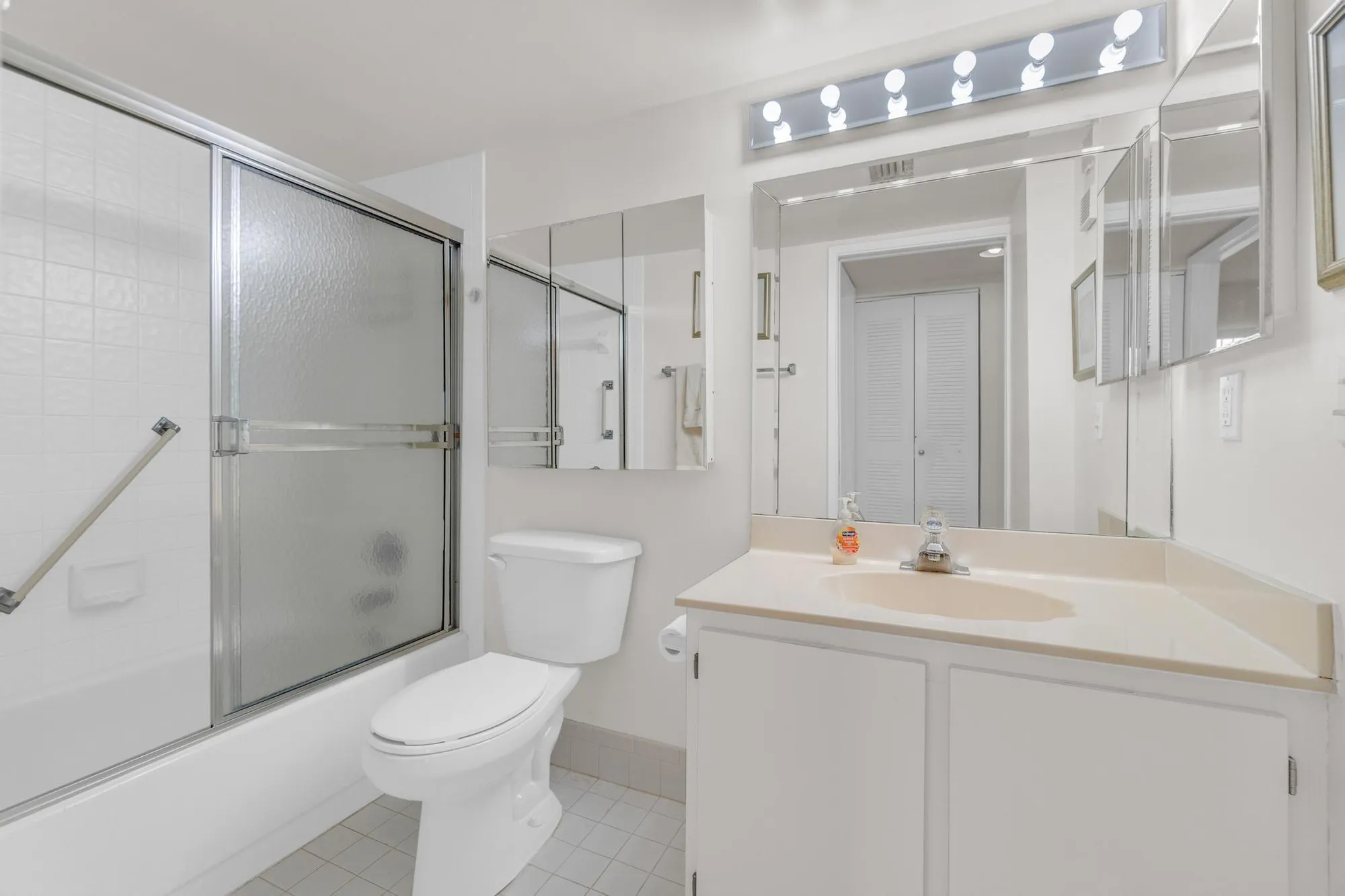 Property Slideshow image 27 of 74 | 7192 huntington ln apt 407, Delray Beach, FL, 33446