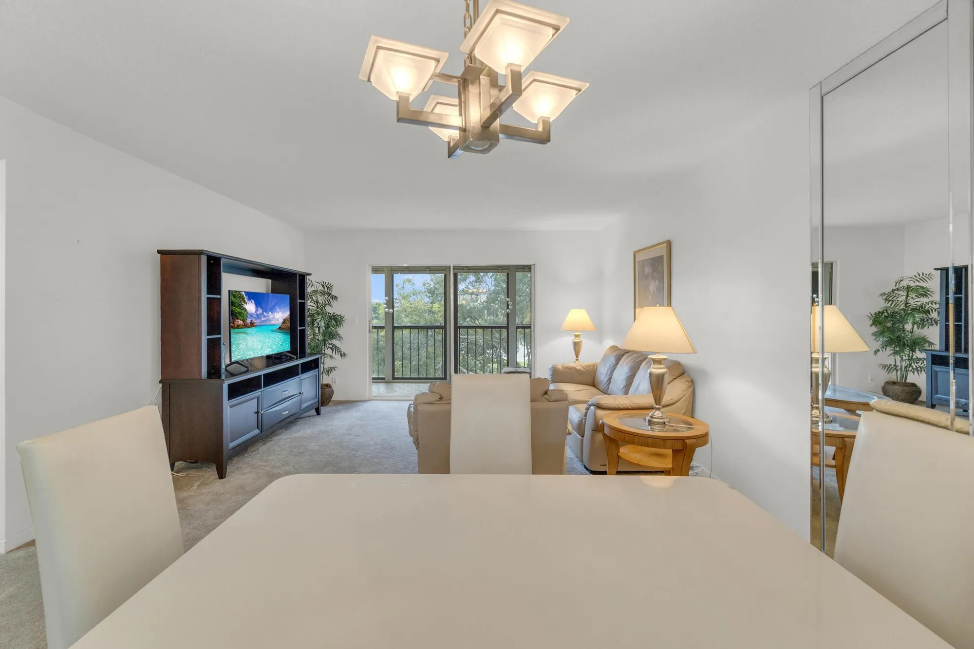 Property Slideshow image 9 of 74 | 7192 huntington ln apt 407, Delray Beach, FL, 33446