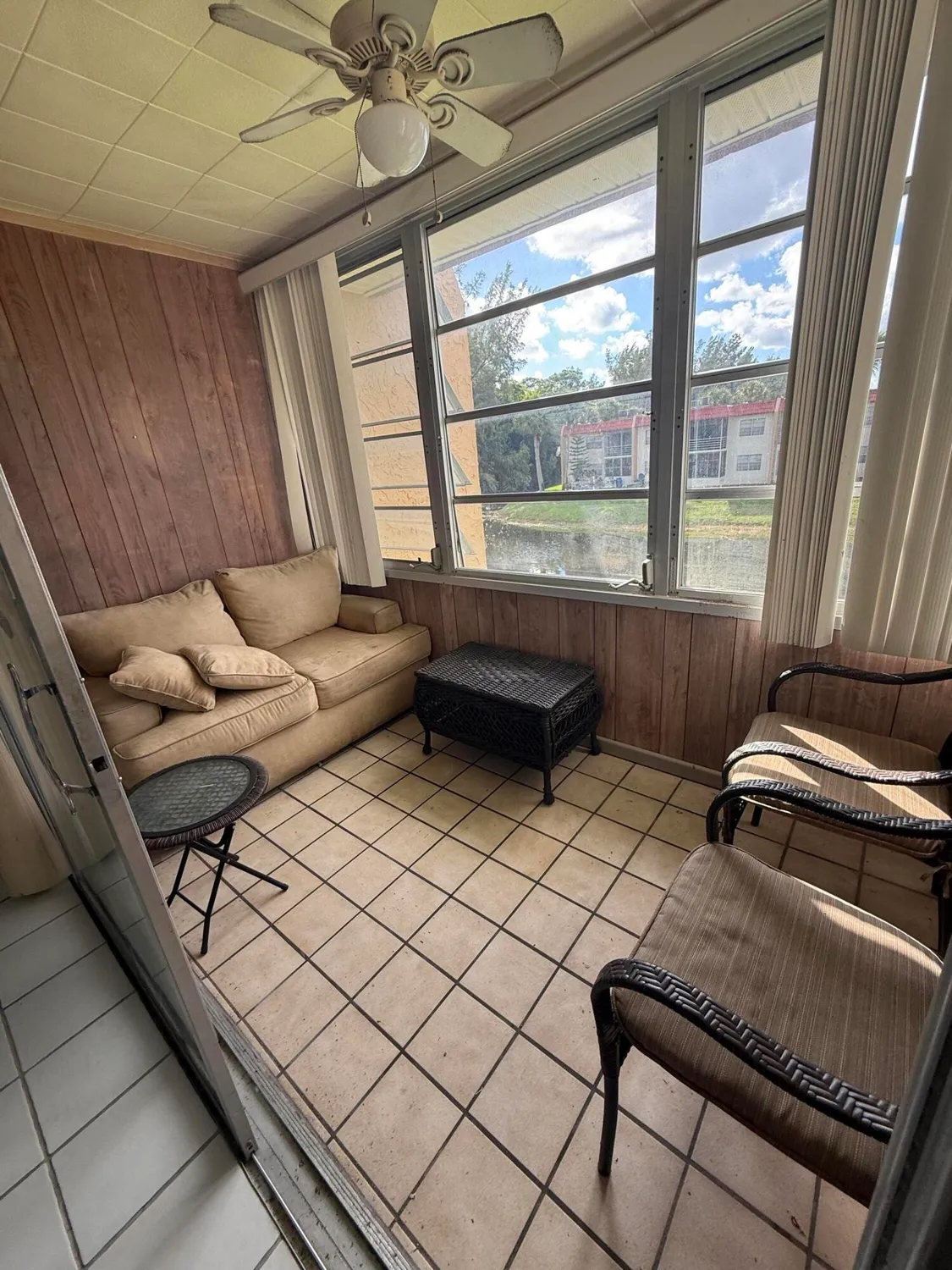 Property Slideshow image 10 of 10 | 352 lake dora dr # 352, West Palm Beach, FL, 33411