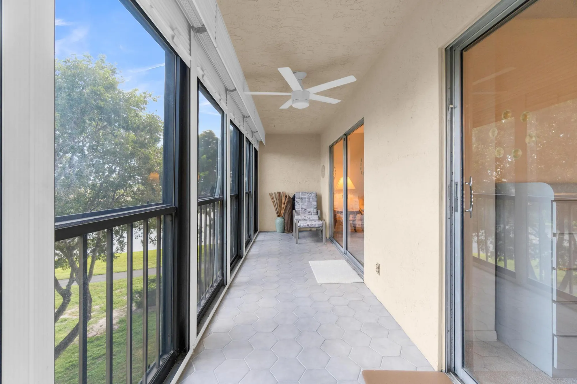 Property Slideshow image 32 of 74 | 7192 huntington ln apt 407, Delray Beach, FL, 33446