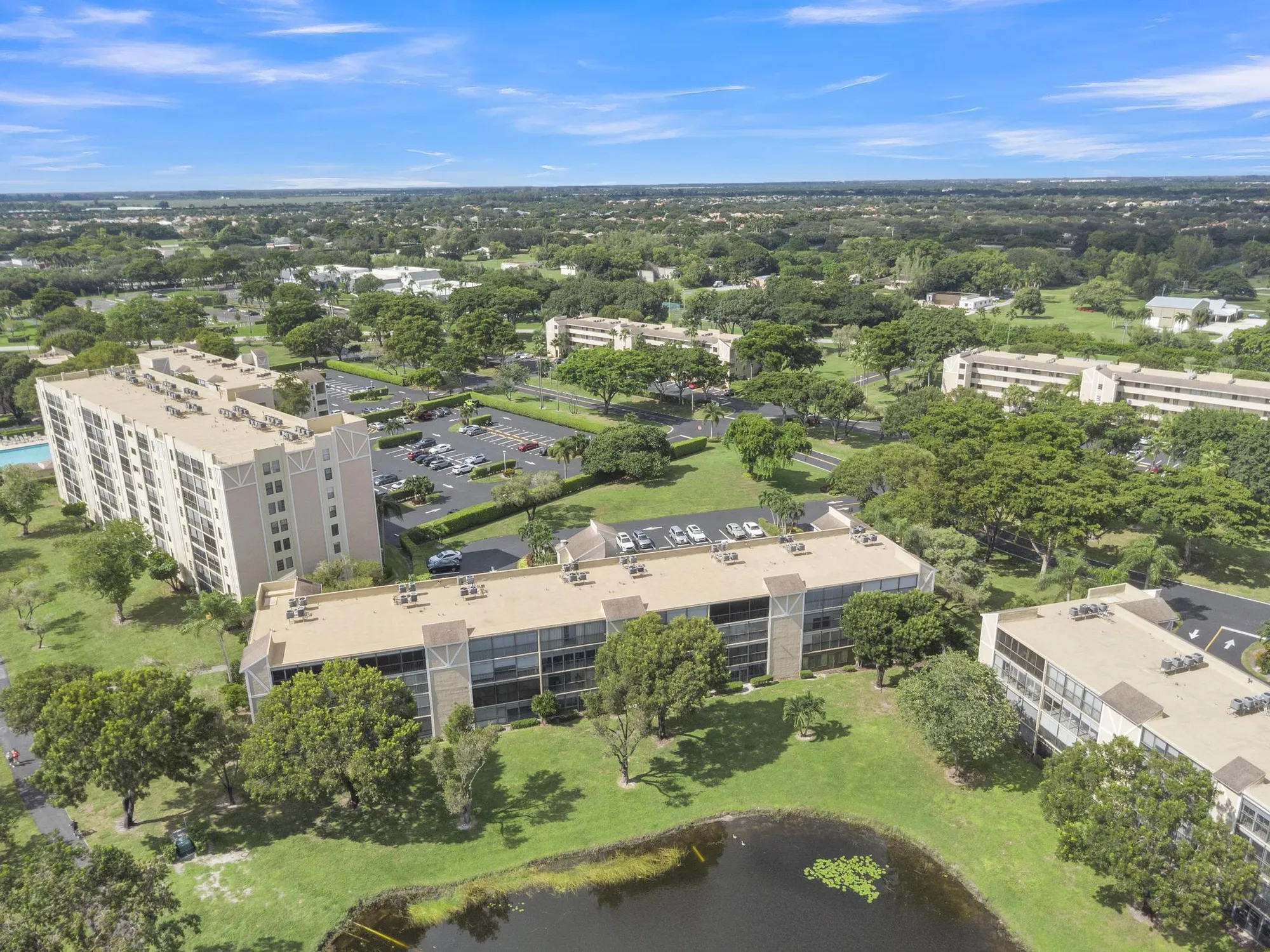 Property Slideshow image 40 of 74 | 7192 huntington ln apt 407, Delray Beach, FL, 33446