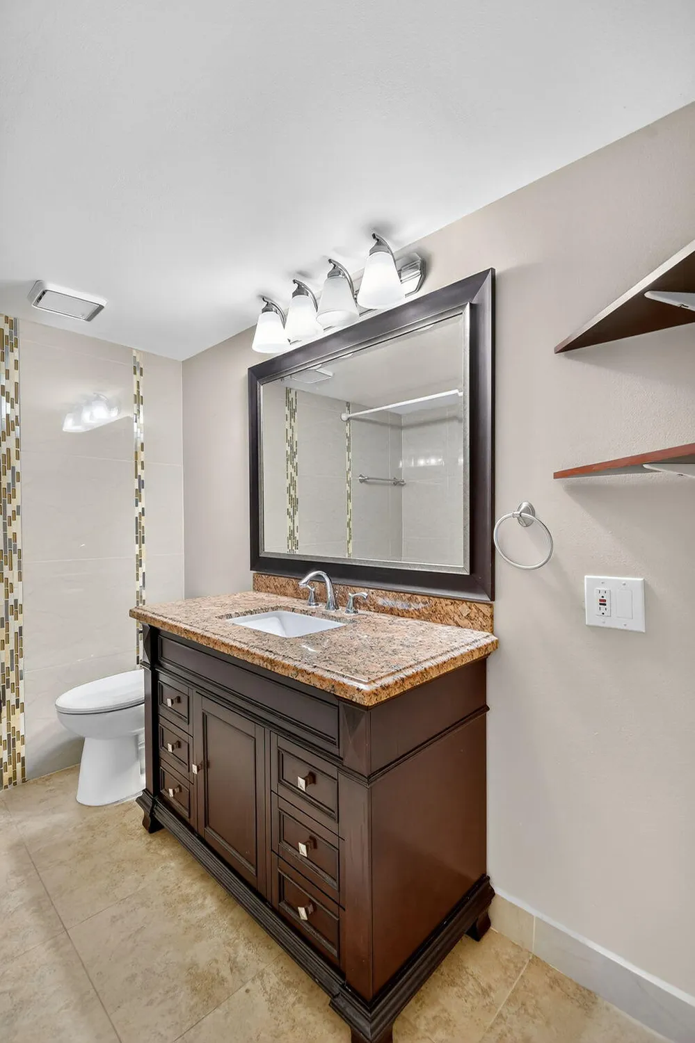 Property Slideshow image 8 of 54 | 5040 rose hill dr apt 206, Boynton Beach, FL, 33437
