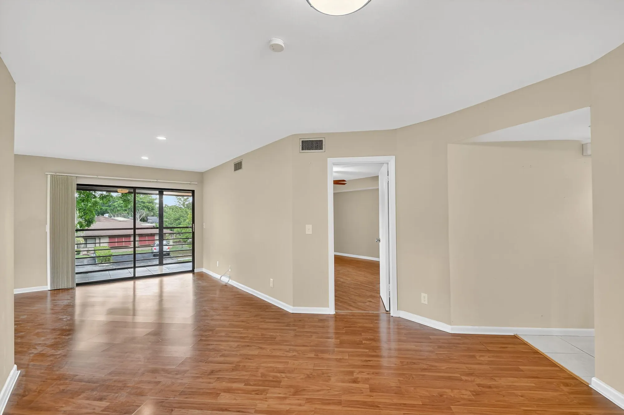 Property Slideshow image 10 of 54 | 5040 rose hill dr apt 206, Boynton Beach, FL, 33437