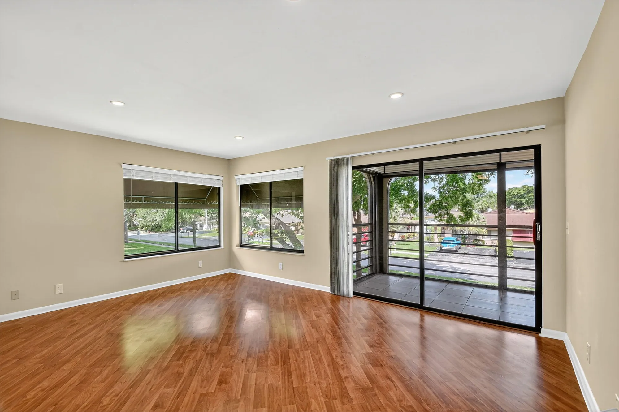 Property Slideshow image 16 of 54 | 5040 rose hill dr apt 206, Boynton Beach, FL, 33437