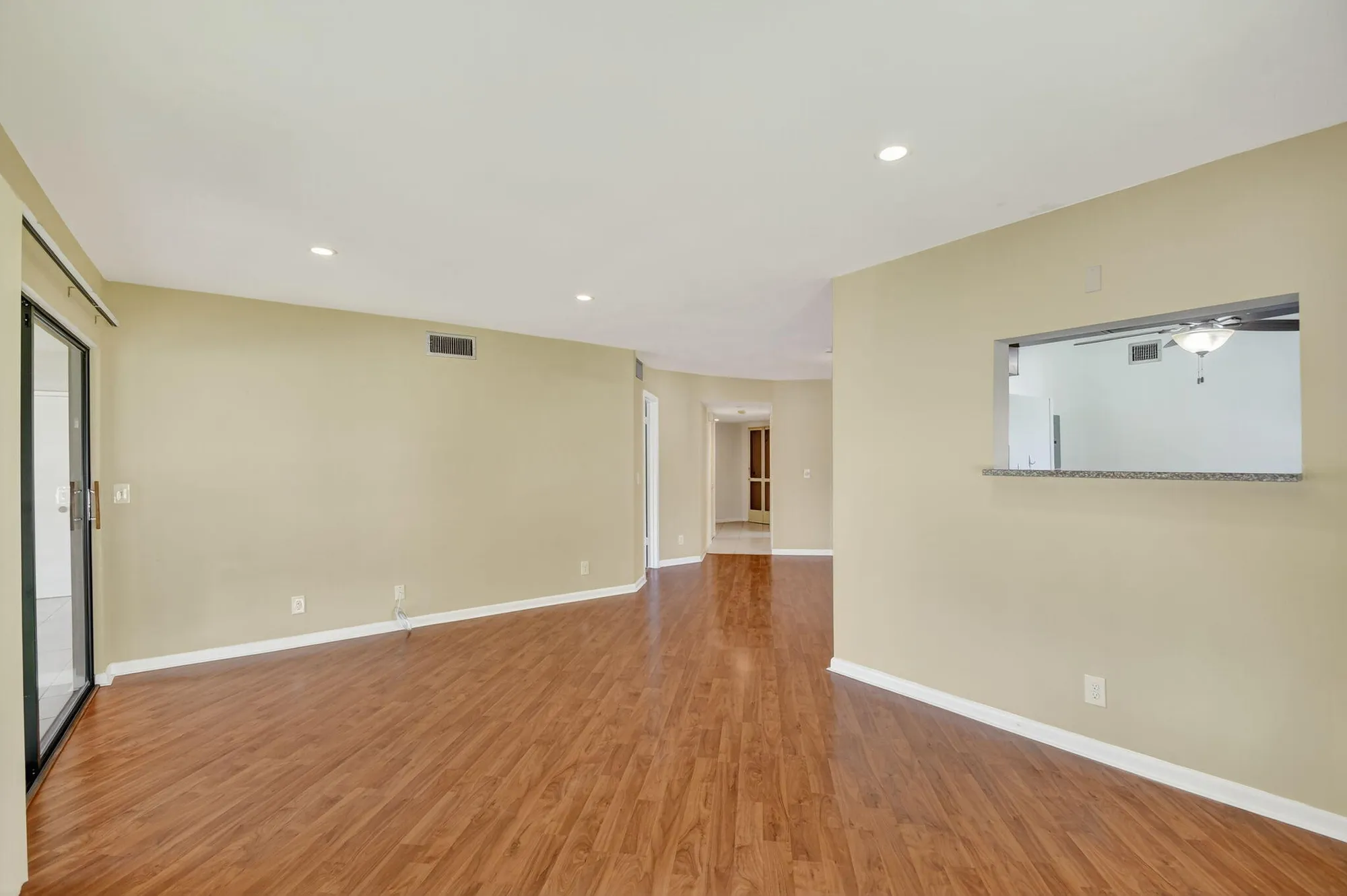 Property Slideshow image 18 of 54 | 5040 rose hill dr apt 206, Boynton Beach, FL, 33437