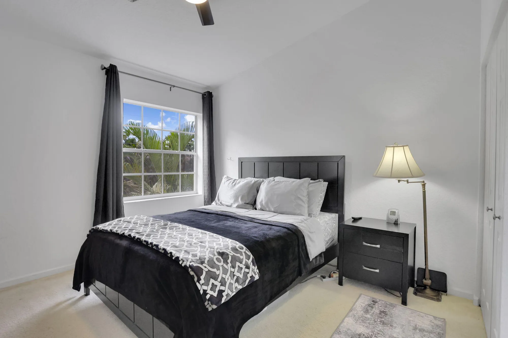 Property Slideshow image 26 of 38 | 7911 laina ln apt 4, Boynton Beach, FL, 33437