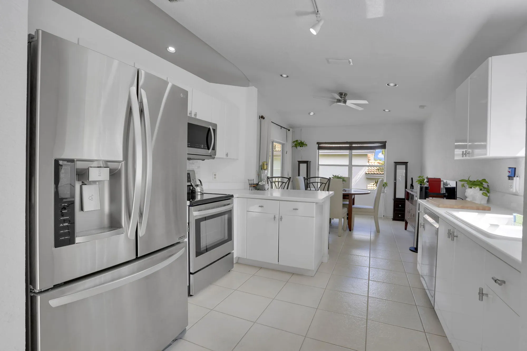 Property Slideshow image 12 of 38 | 7911 laina ln apt 4, Boynton Beach, FL, 33437