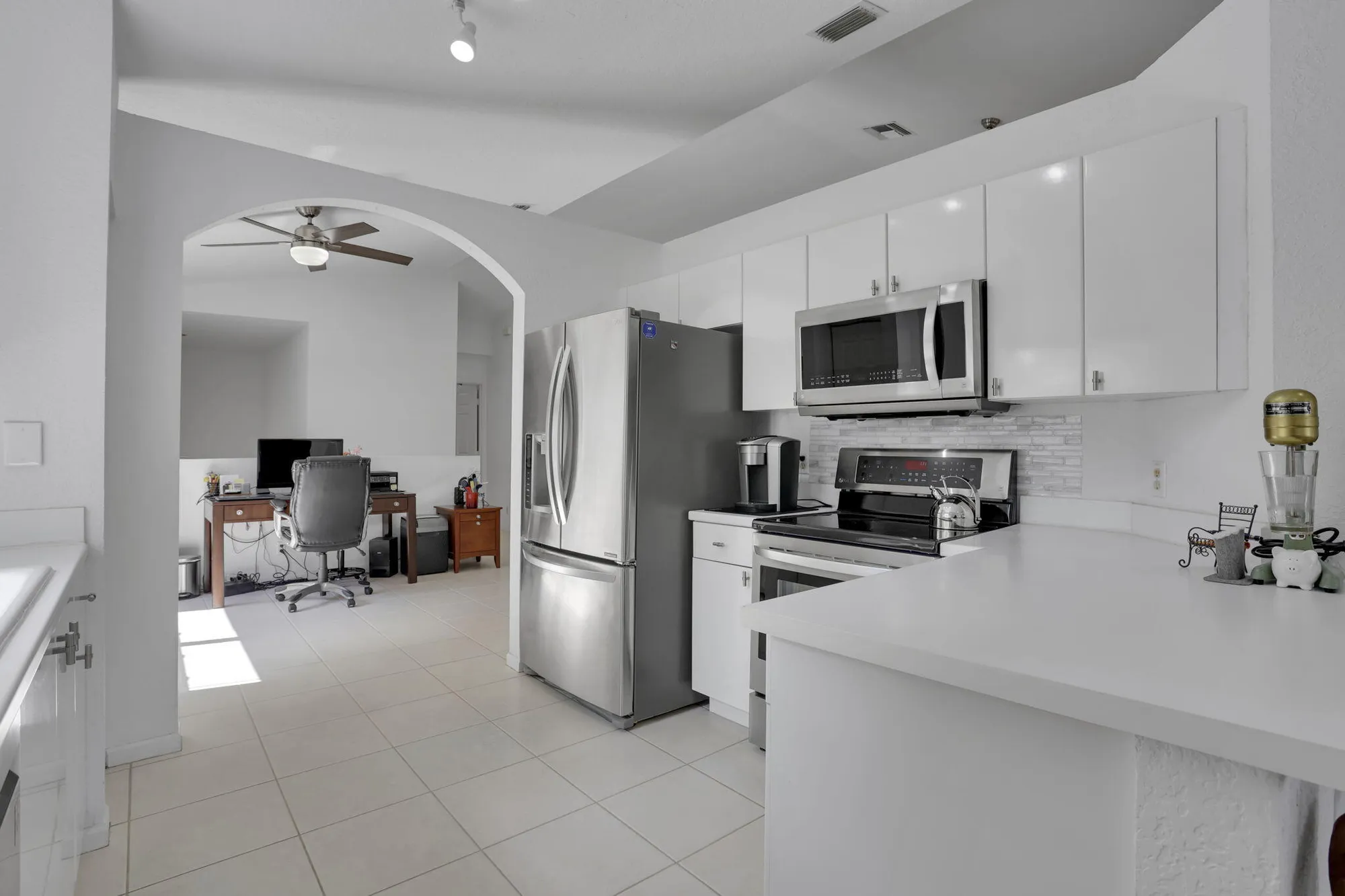 Property Slideshow image 13 of 38 | 7911 laina ln apt 4, Boynton Beach, FL, 33437