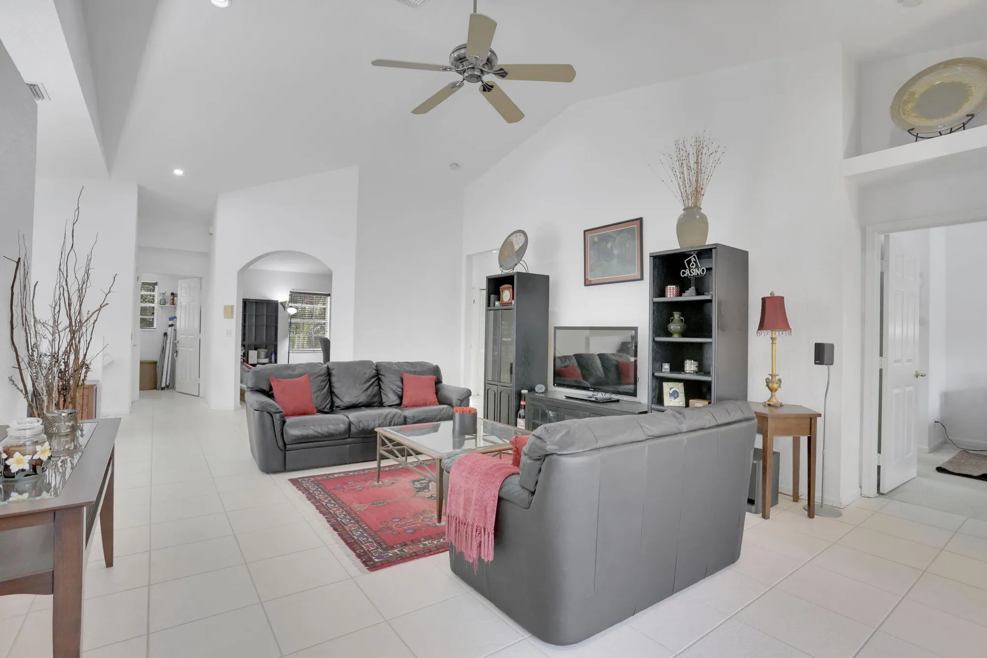 Property Slideshow image 8 of 38 | 7911 laina ln apt 4, Boynton Beach, FL, 33437