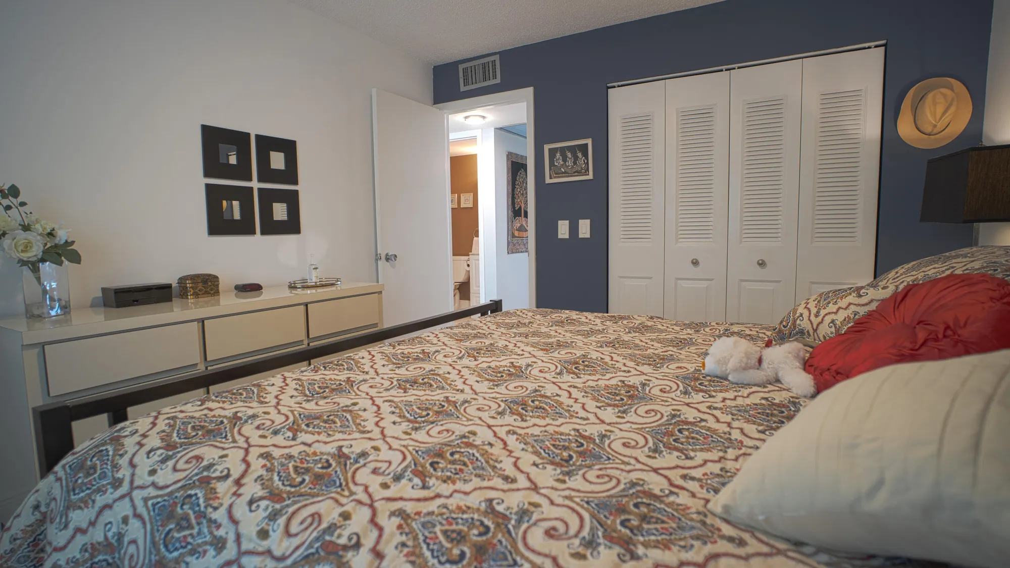 Property Slideshow image 12 of 30 | 240 windsor k, West Palm Beach, FL, 33417