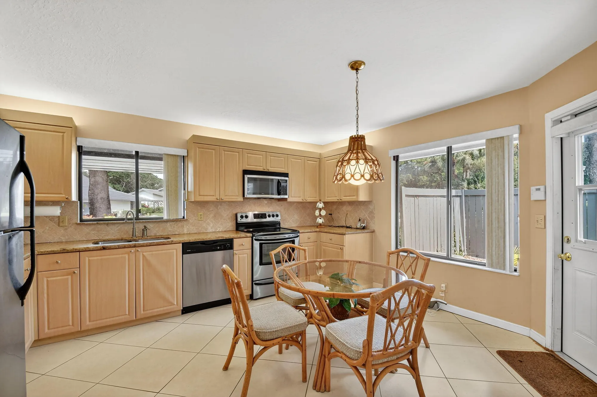 Property Slideshow image 11 of 64 | 10101 ashwood pl, Boynton Beach, FL, 33437