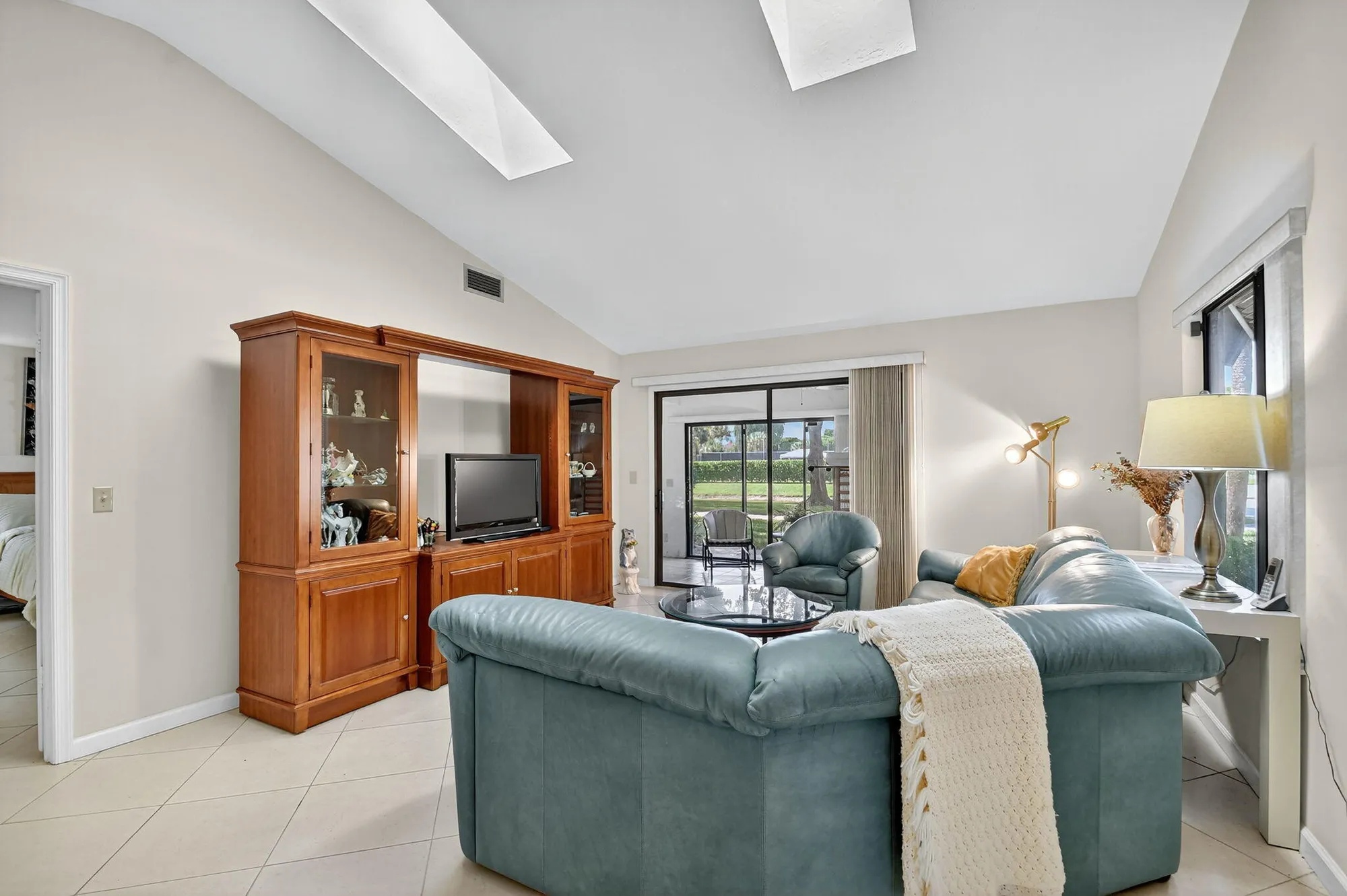 Property Slideshow image 20 of 64 | 10101 ashwood pl, Boynton Beach, FL, 33437