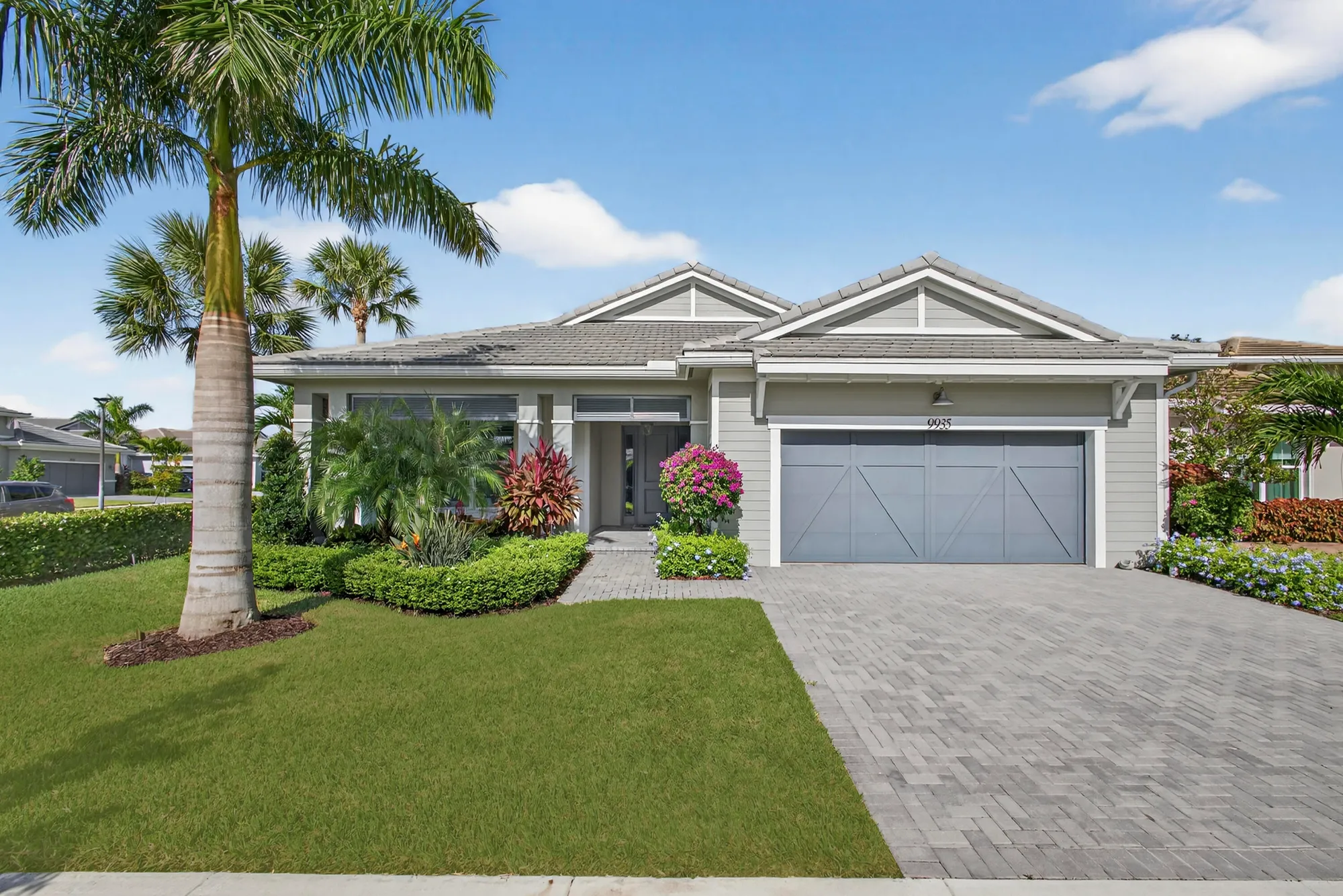 Property Slideshow image 3 of 65 | 9935 timber creek way, Palm Beach Gardens, FL, 33412