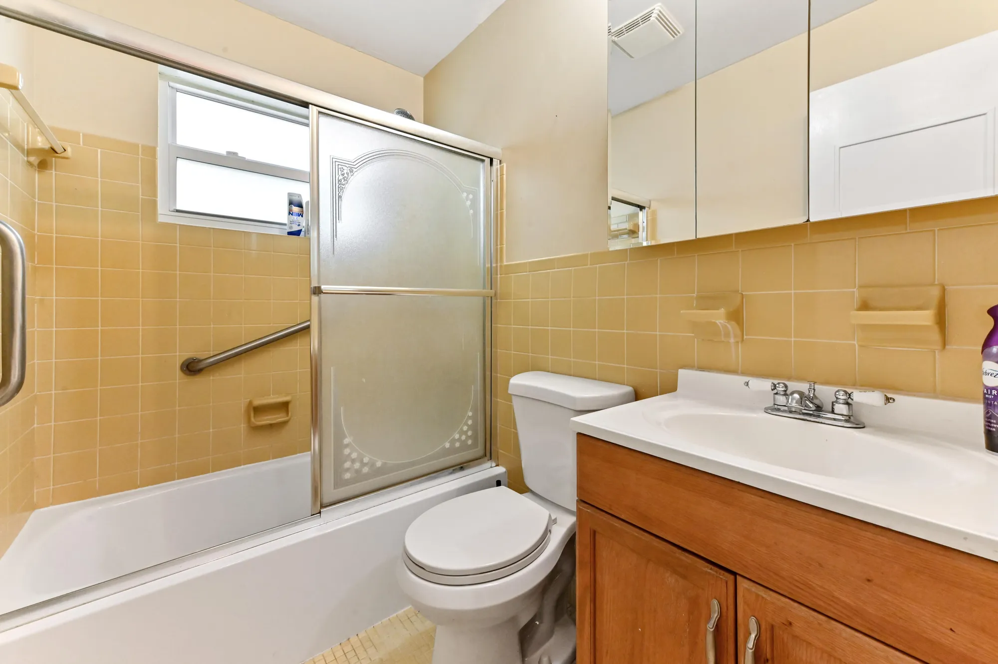 Property Slideshow image 21 of 28 | 6700 nw 16th st, Margate, FL, 33063