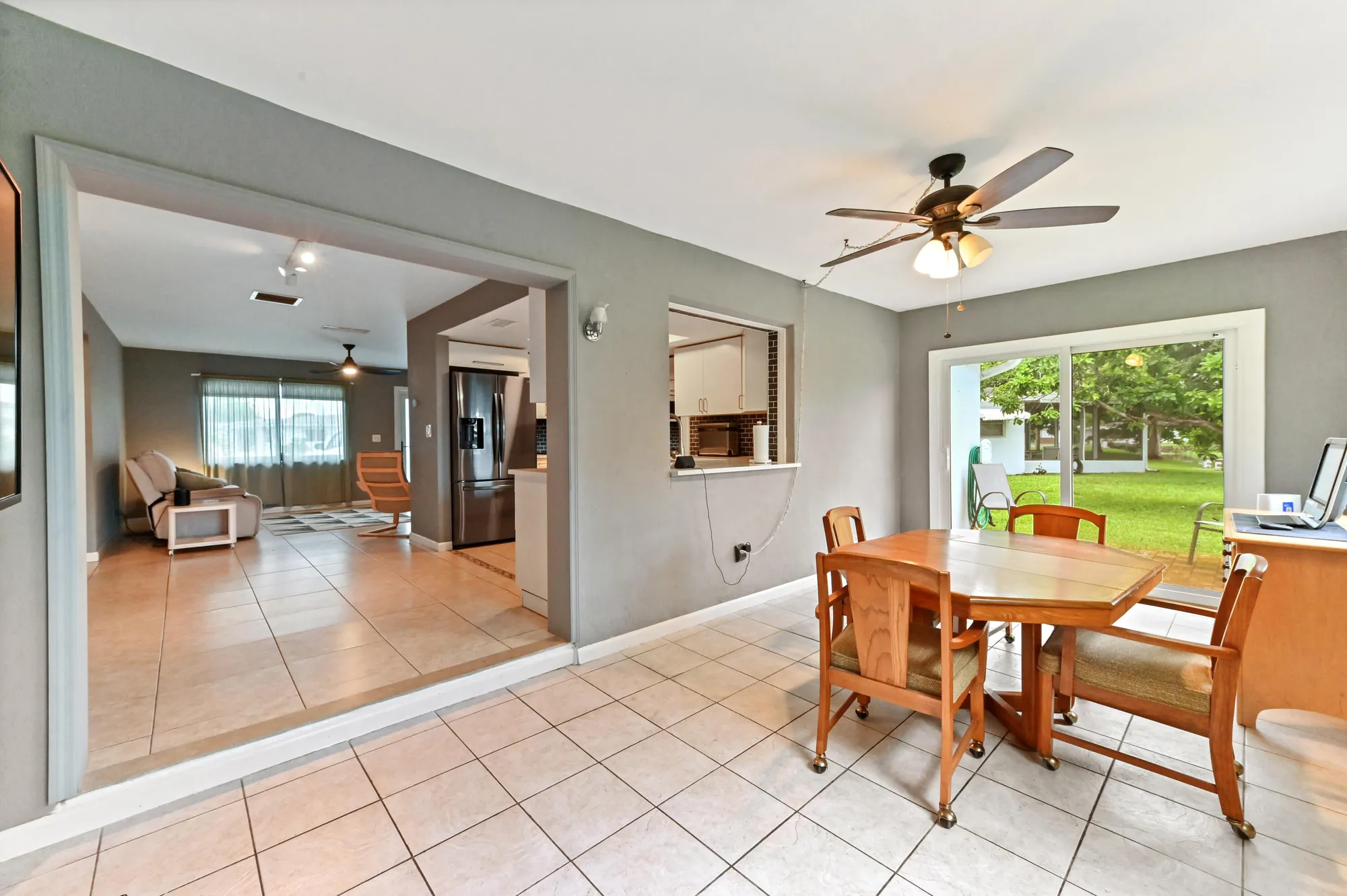 Property Slideshow image 15 of 28 | 6700 nw 16th st, Margate, FL, 33063